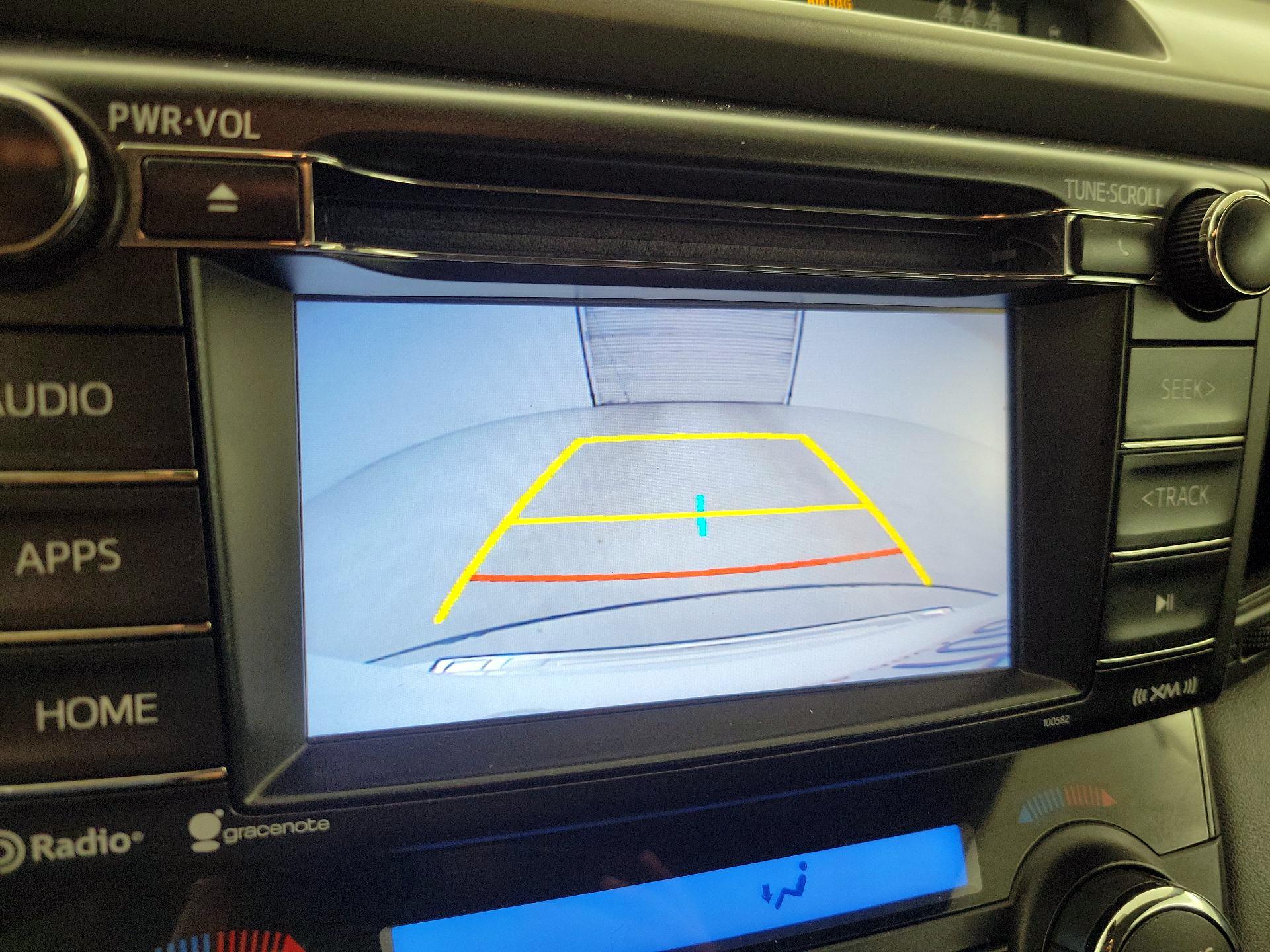 Thumbnail: 2018 Toyota RAV4 - 14