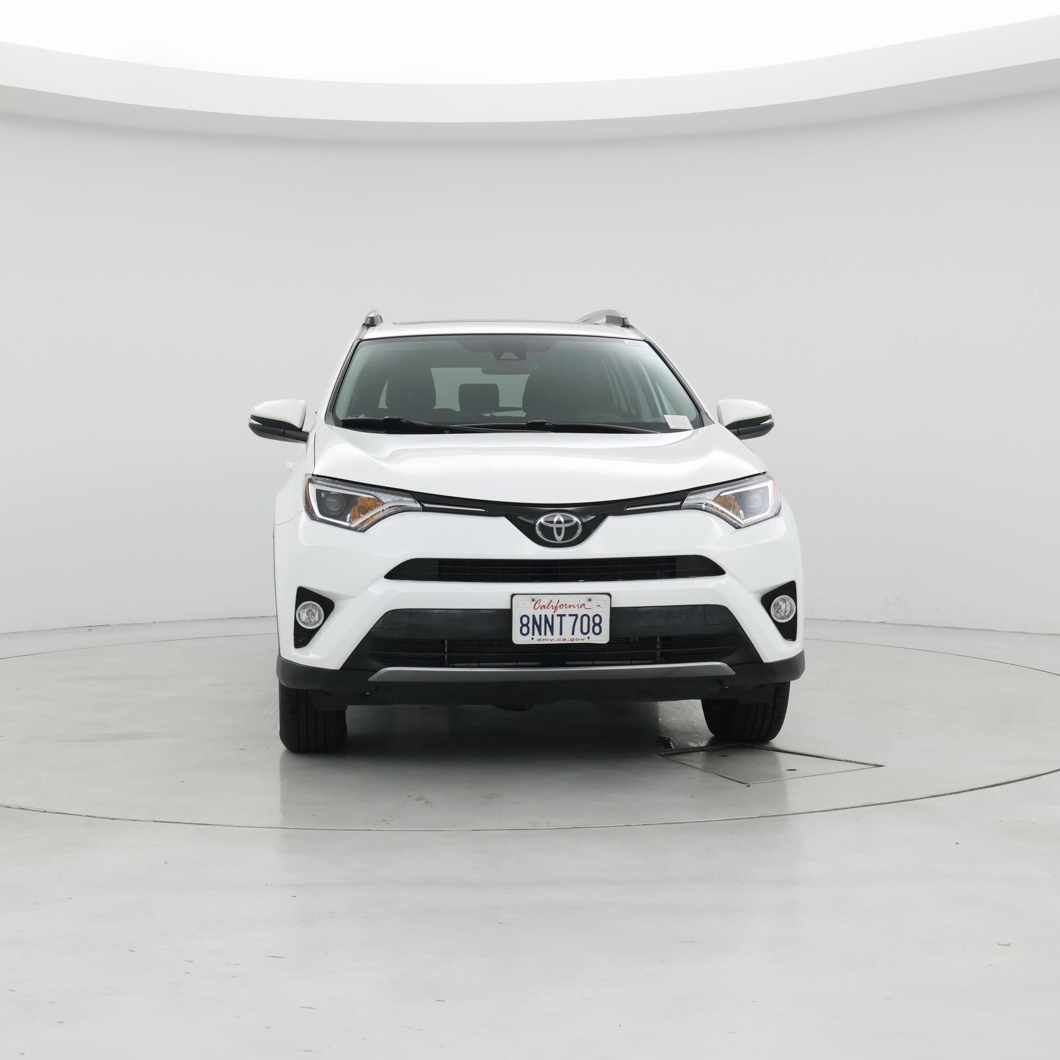 Thumbnail: 2018 Toyota RAV4 - 5