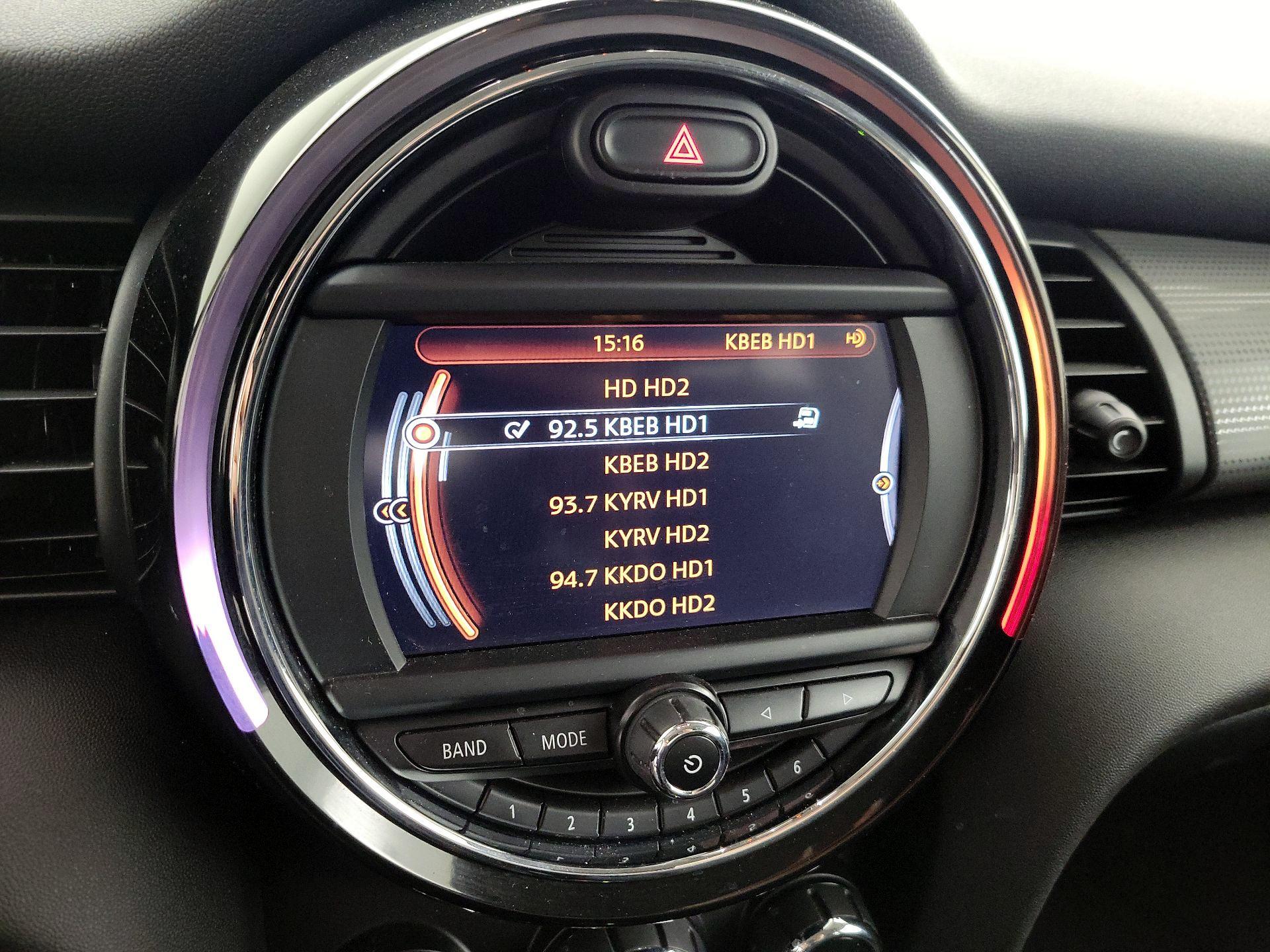 Thumbnail: 2017 MINI Cooper Hardtop - 13