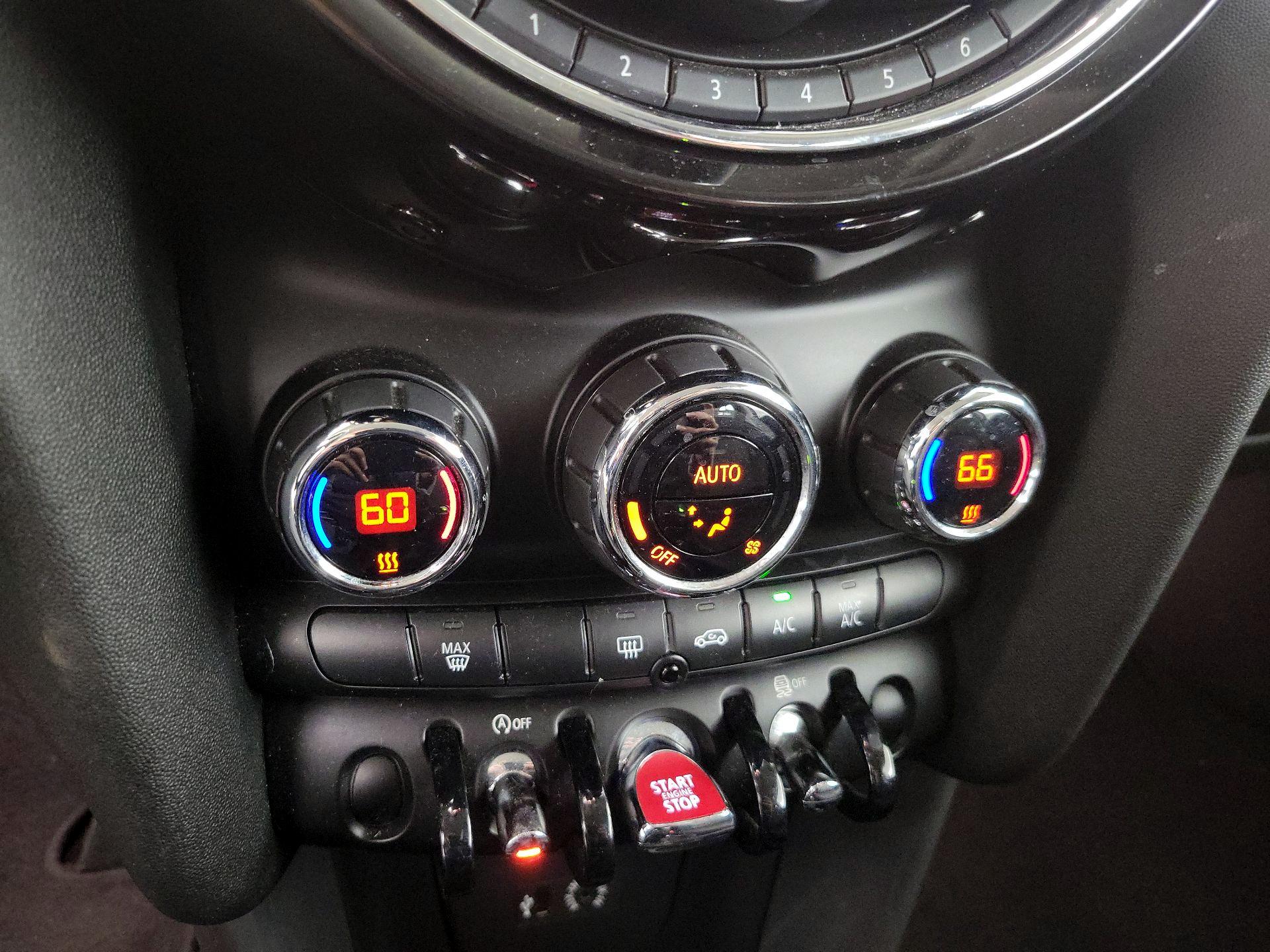 Thumbnail: 2017 MINI Cooper Hardtop - 14