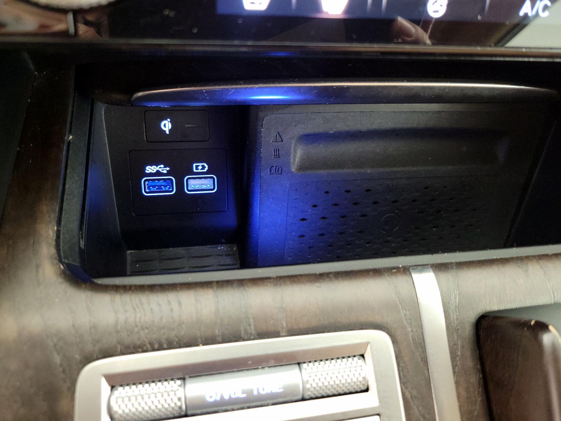 Thumbnail: 2023 Genesis GV80 - 19