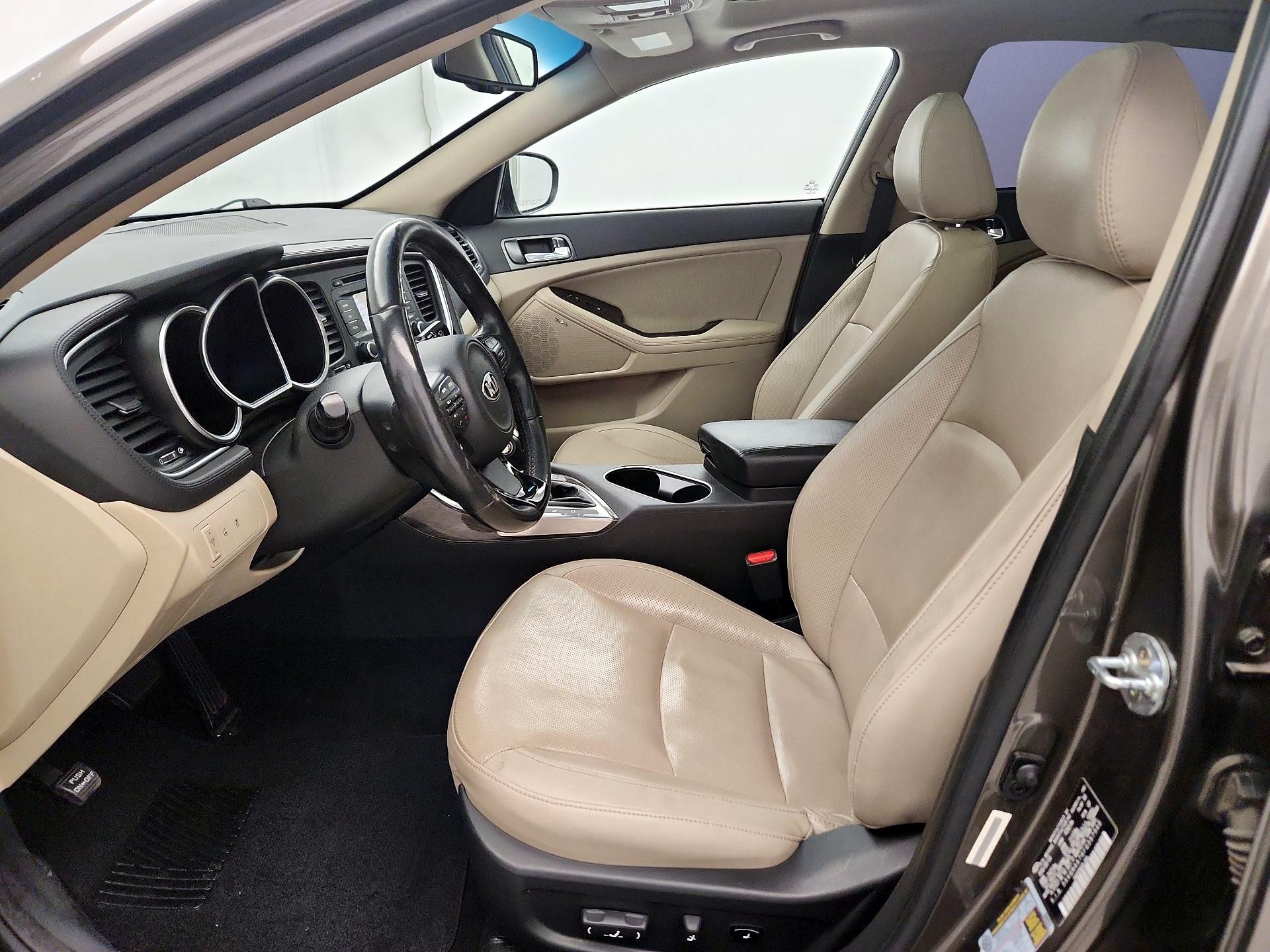 Thumbnail: 2015 Kia Optima - 11