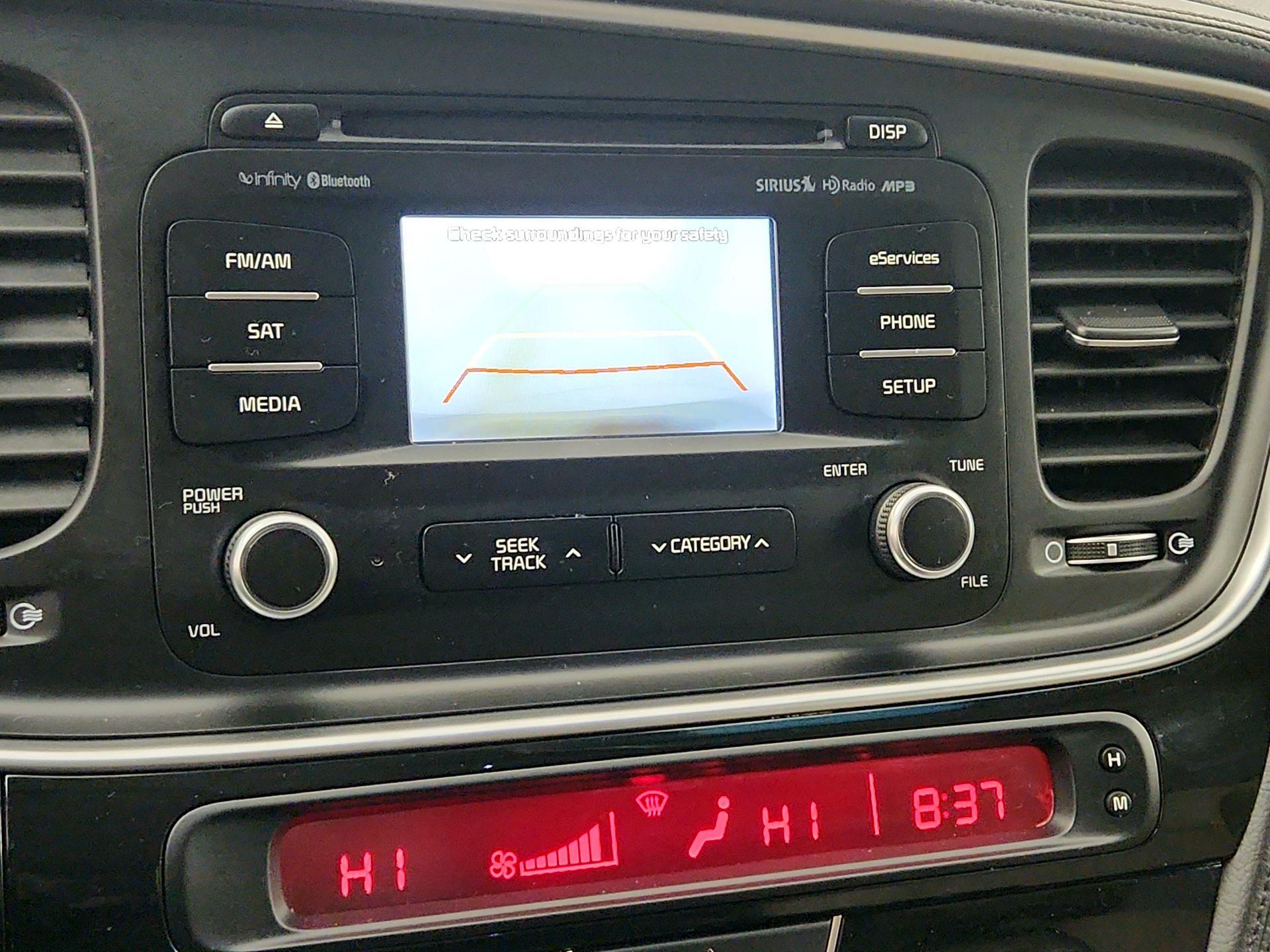 Thumbnail: 2015 Kia Optima - 14