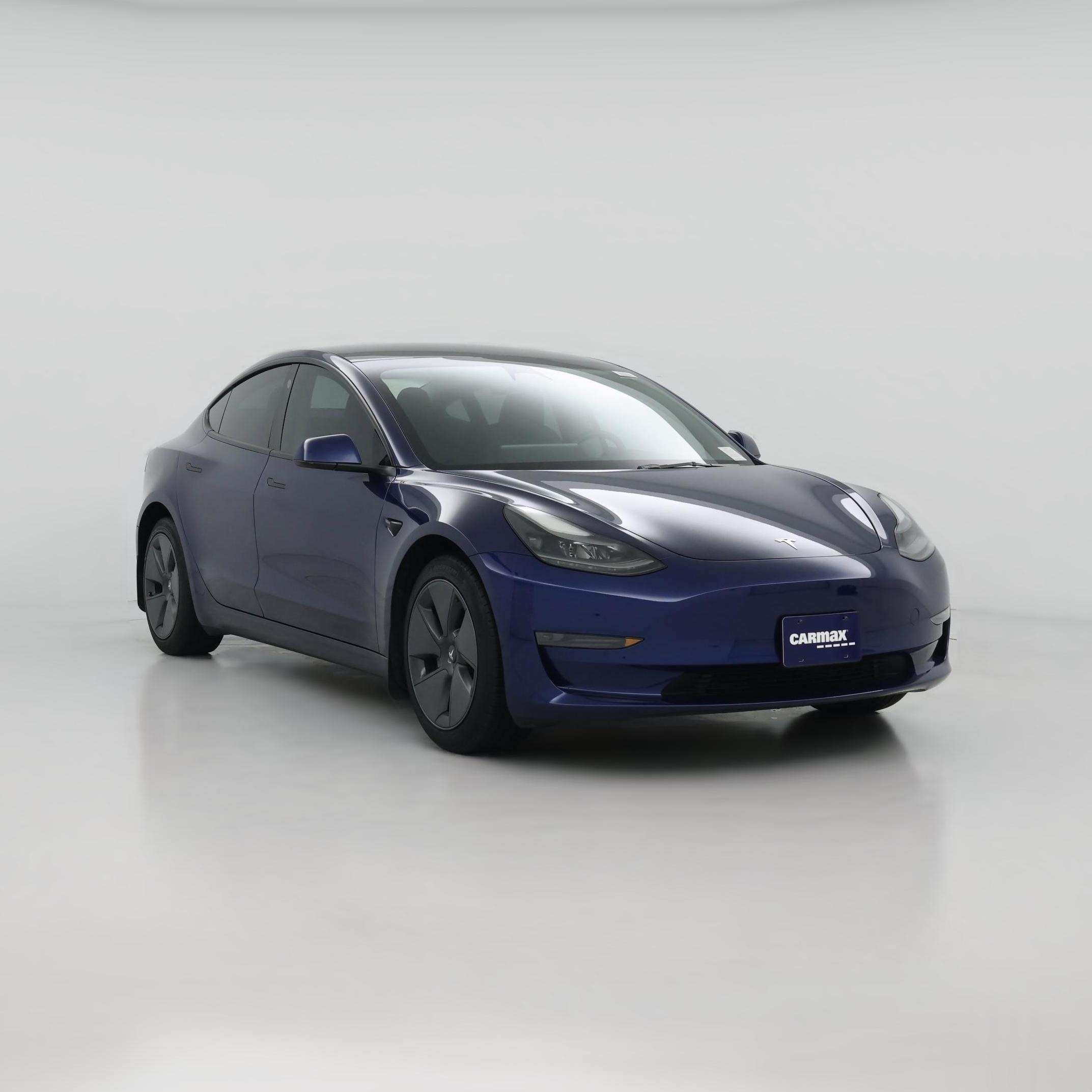 Thumbnail: 2023 Tesla Model 3 - 1