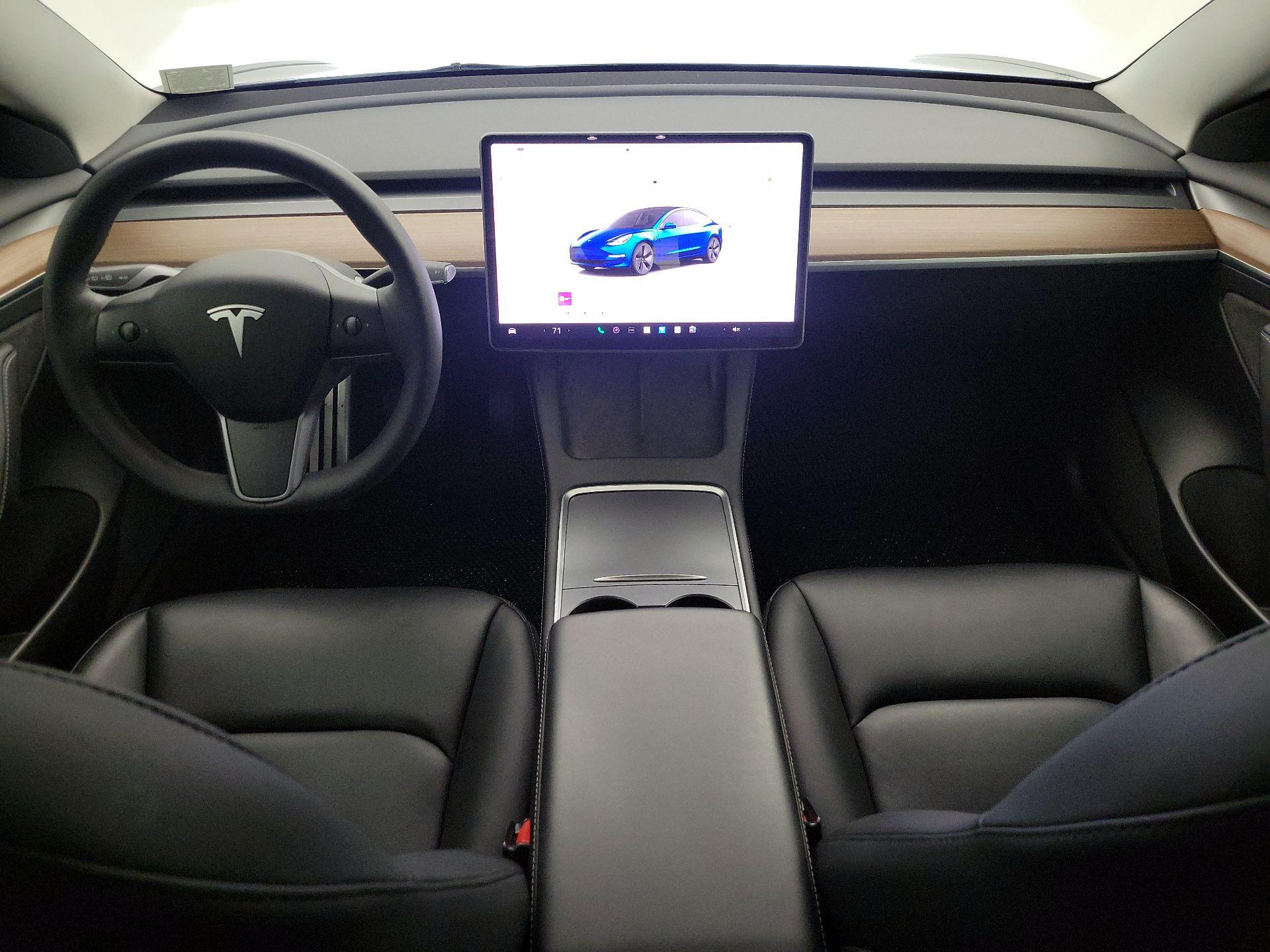 Thumbnail: 2023 Tesla Model 3 - 9