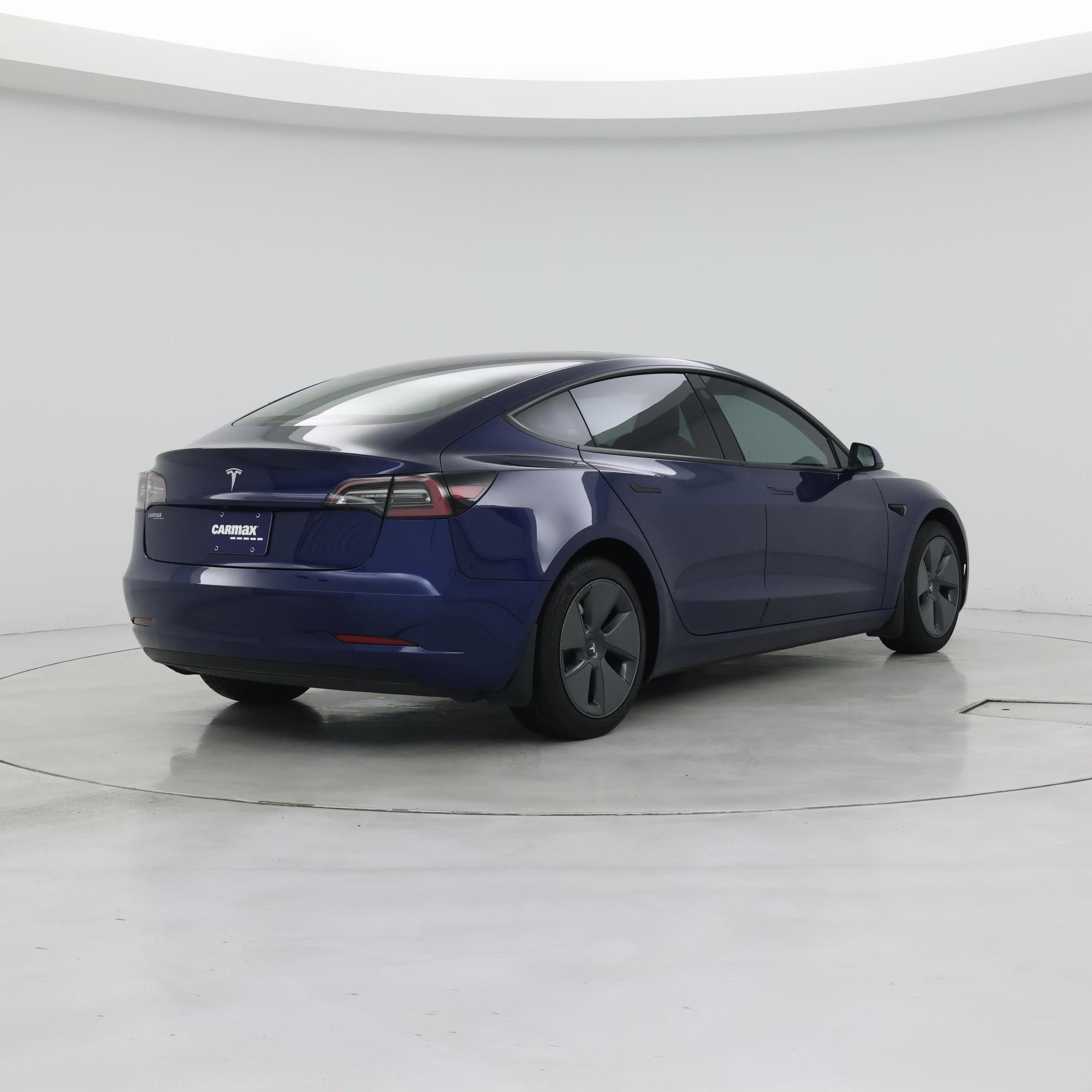 Thumbnail: 2023 Tesla Model 3 - 8