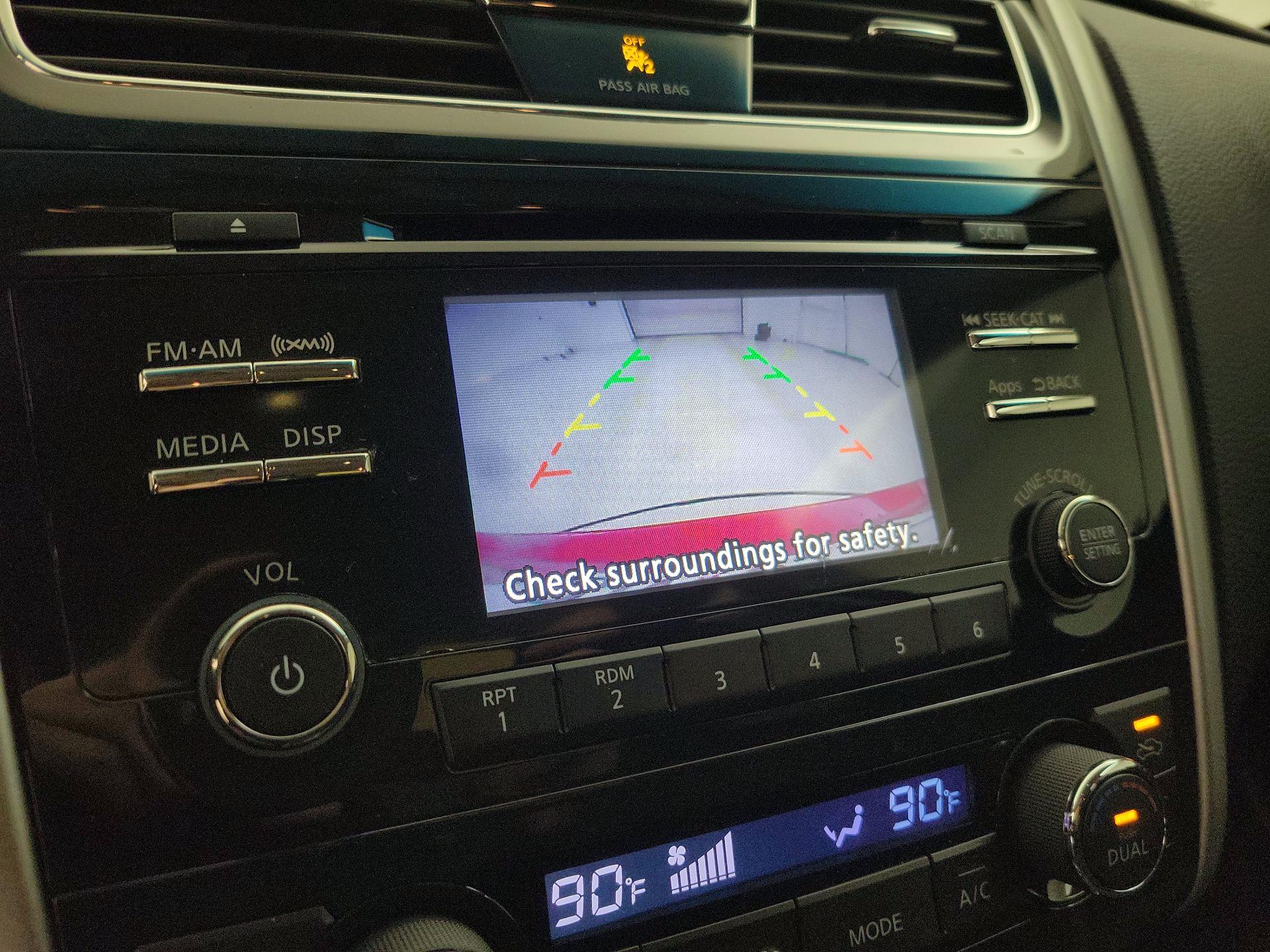 Thumbnail: 2015 Nissan Altima - 14