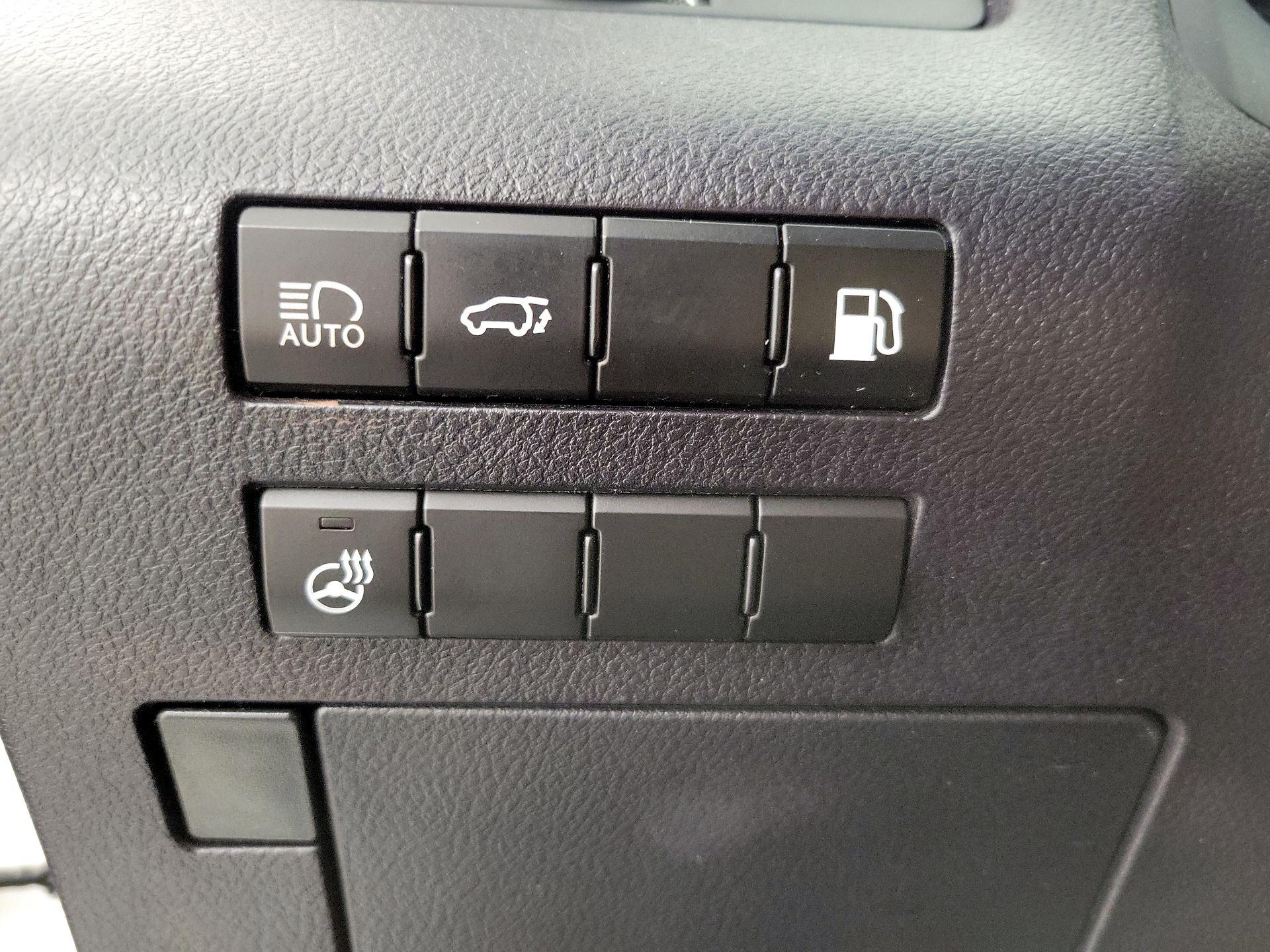 Thumbnail: 2017 Lexus RX - 13