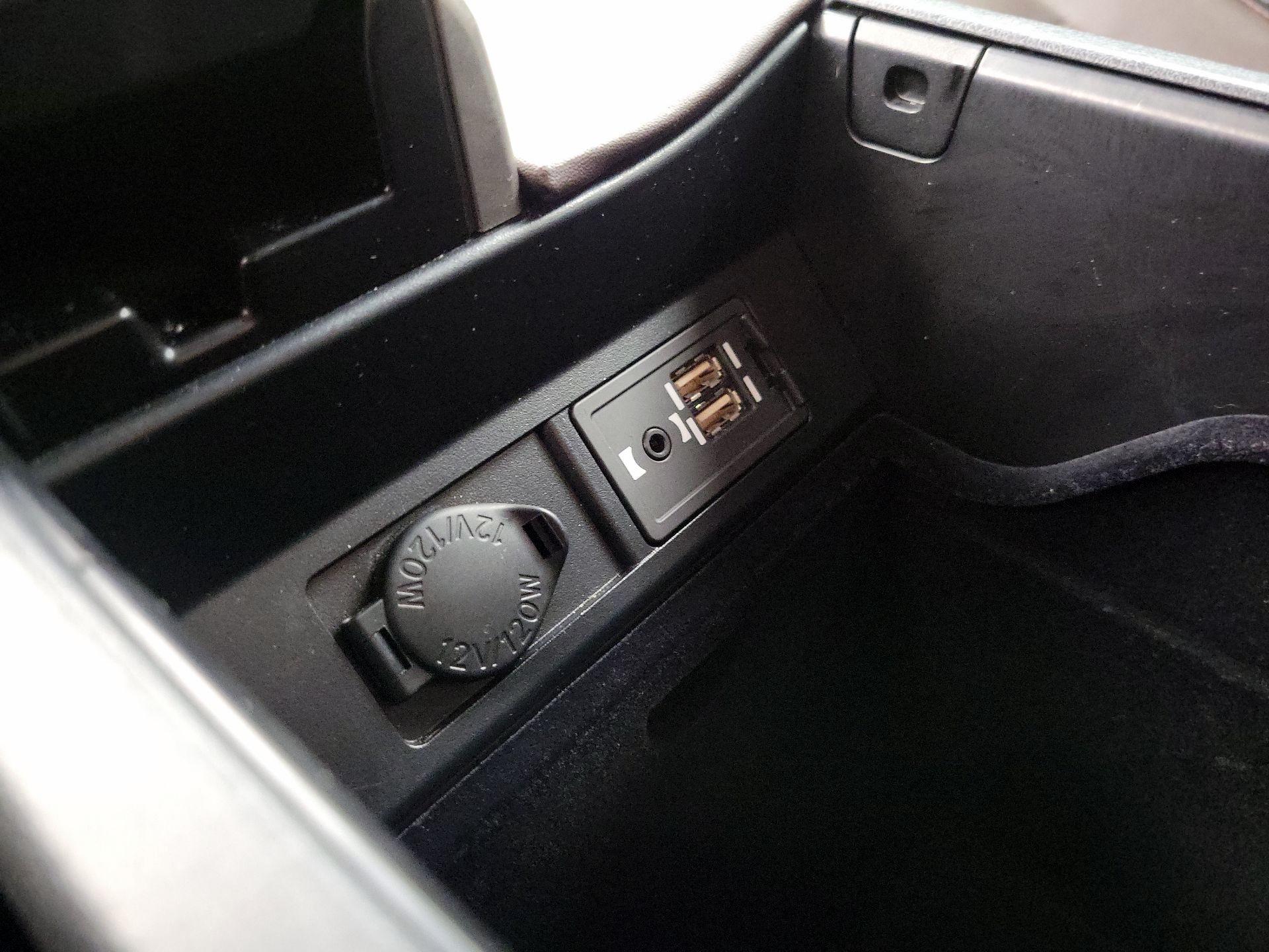 Thumbnail: 2017 Lexus RX - 19