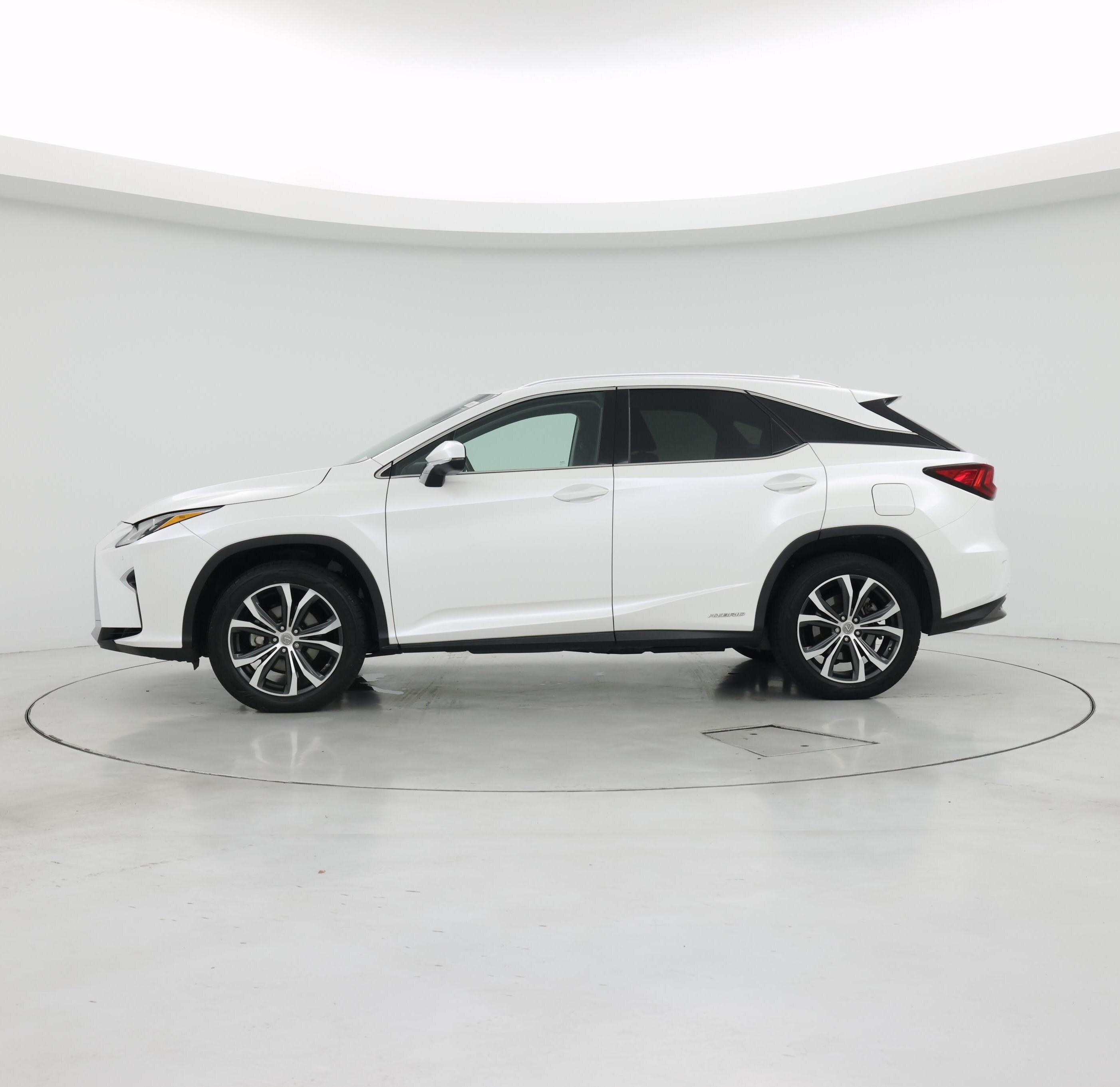 Thumbnail: 2017 Lexus RX - 3