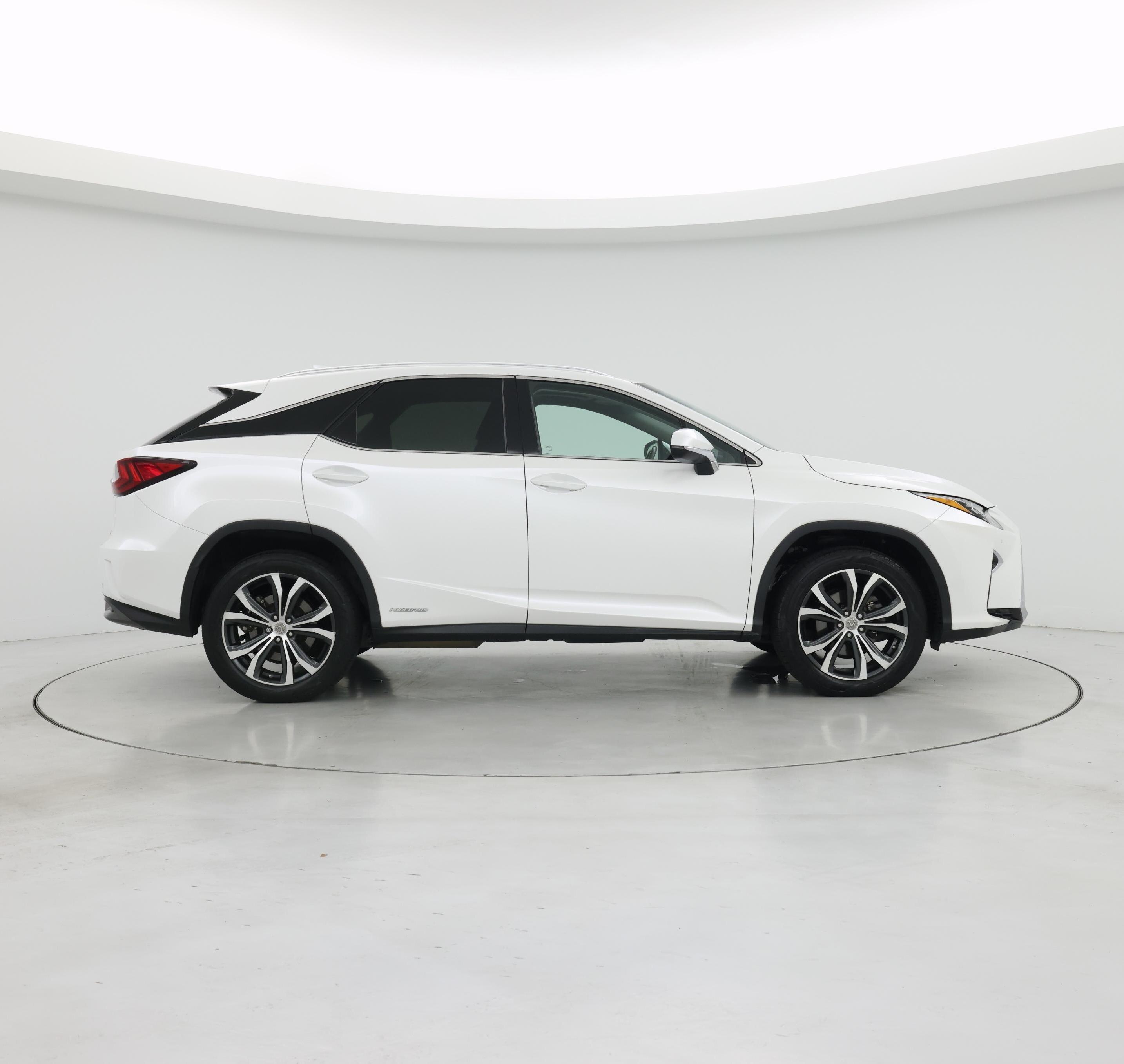 Thumbnail: 2017 Lexus RX - 7