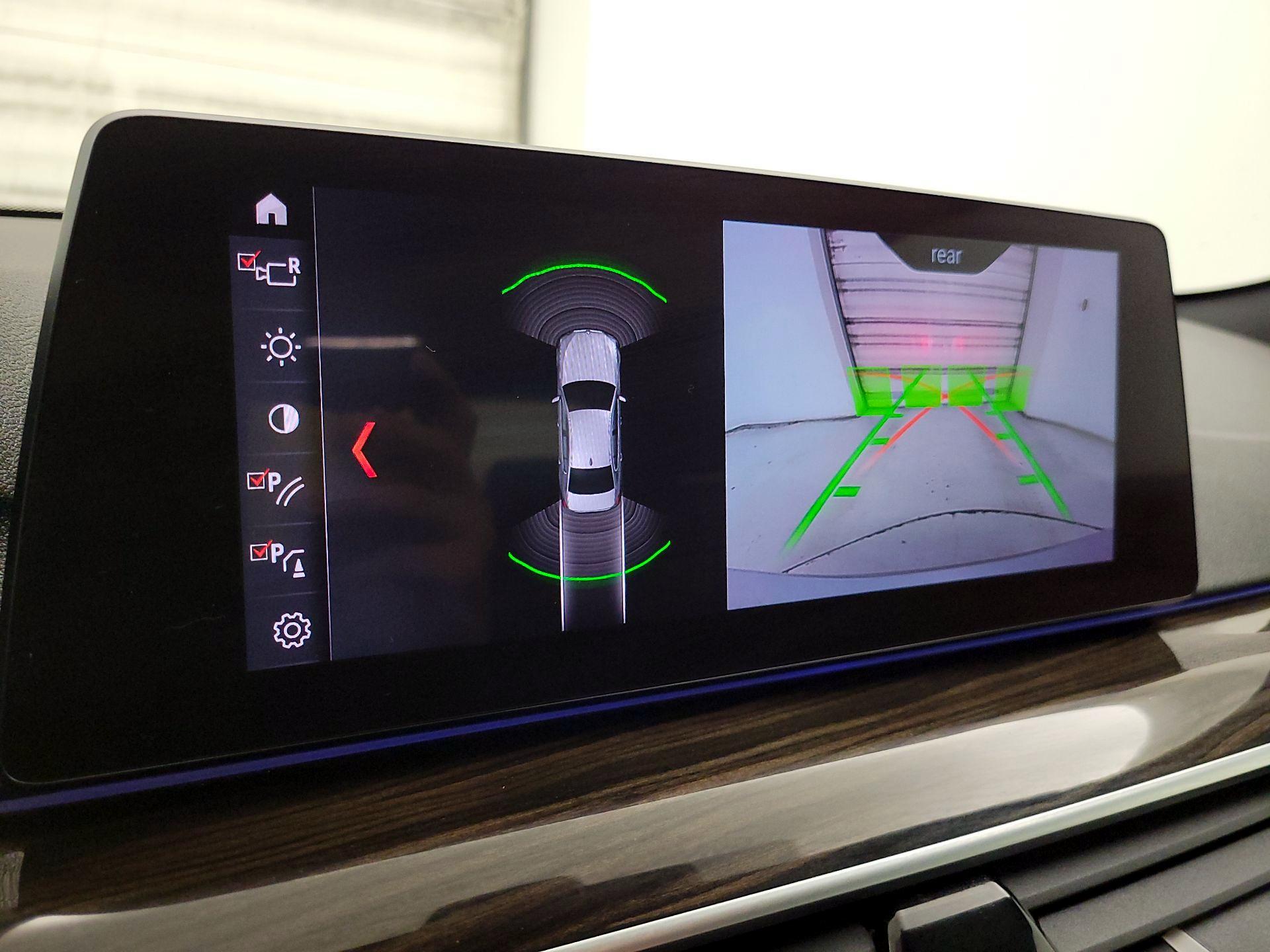 Thumbnail: 2019 BMW 5 Series - 14