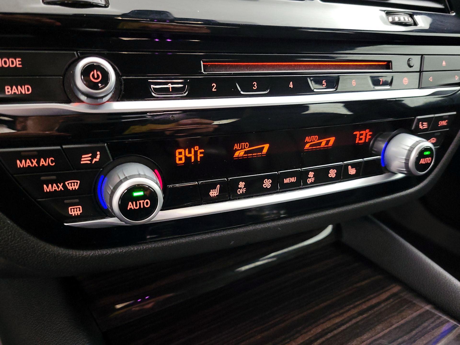 Thumbnail: 2019 BMW 5 Series - 16