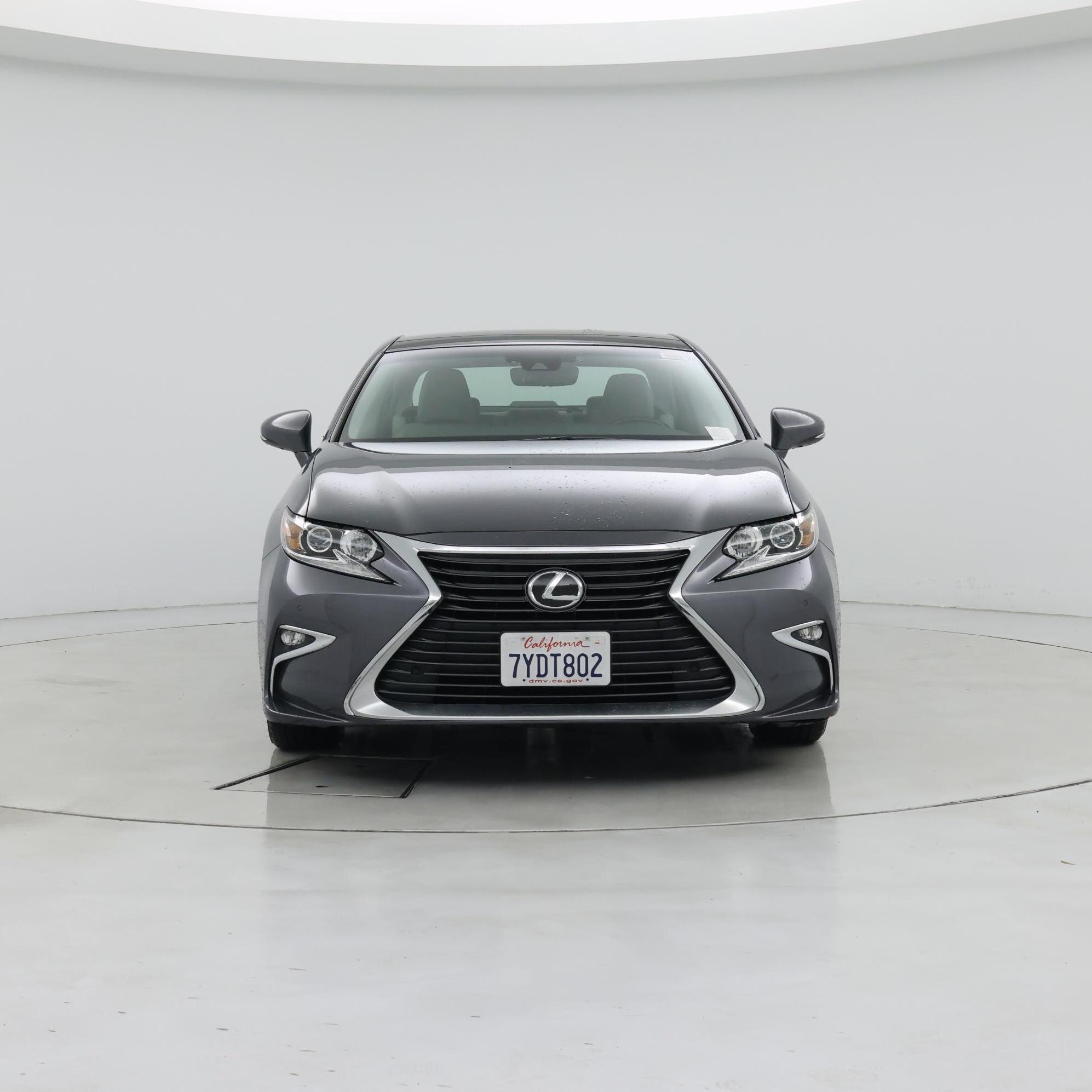 Thumbnail: 2017 Lexus ES - 5