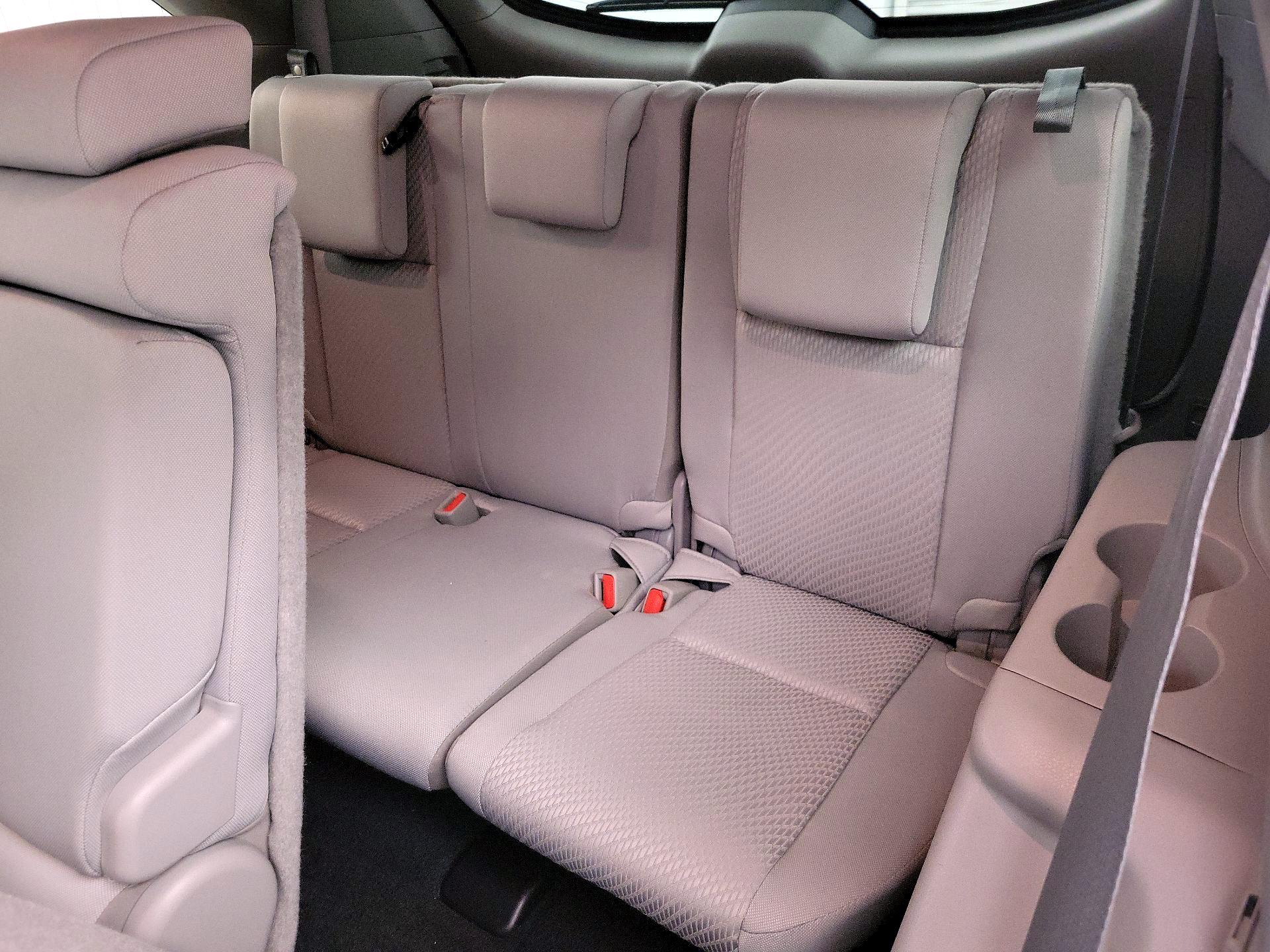 Thumbnail: 2019 Toyota Highlander - 20