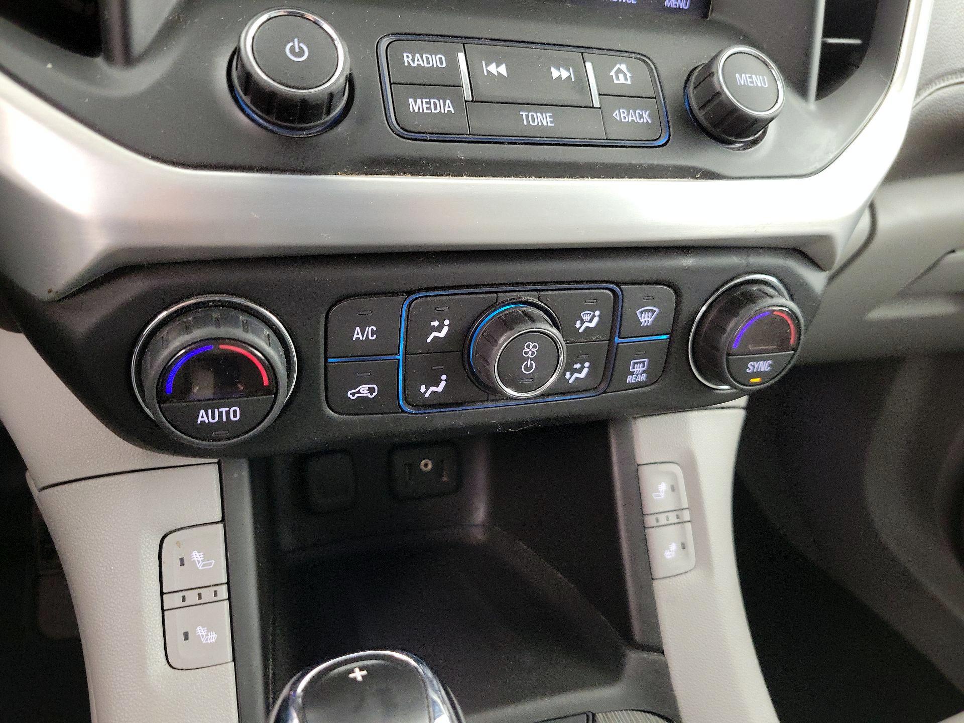 Thumbnail: 2017 GMC Acadia - 15