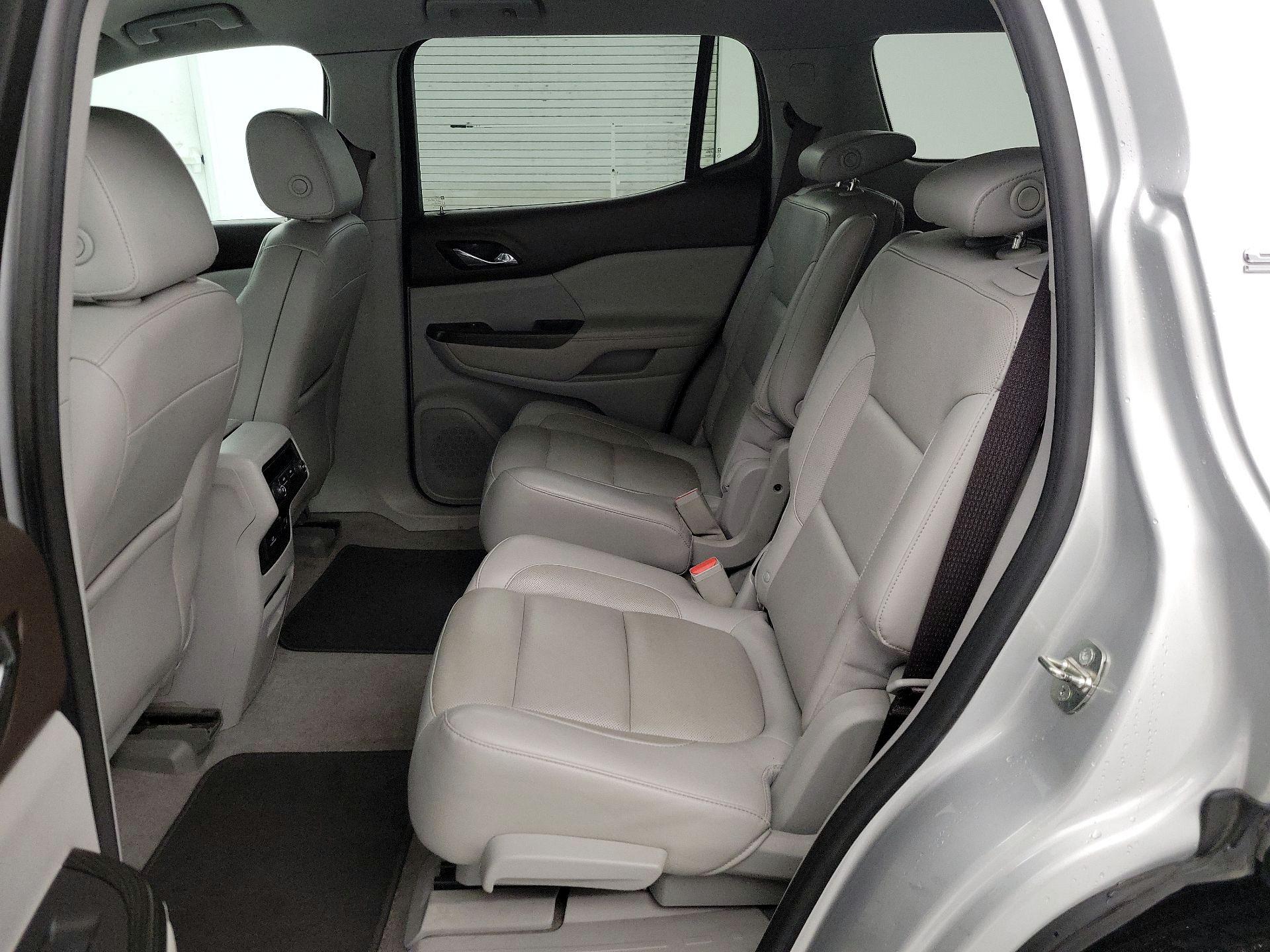 Thumbnail: 2017 GMC Acadia - 18