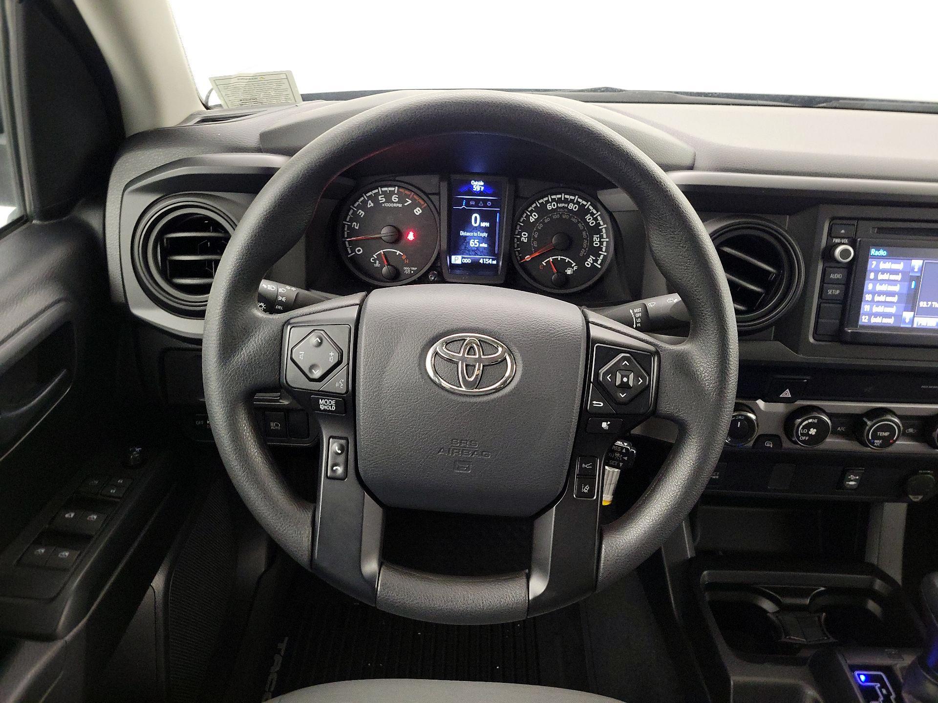 Thumbnail: 2019 Toyota Tacoma - 10