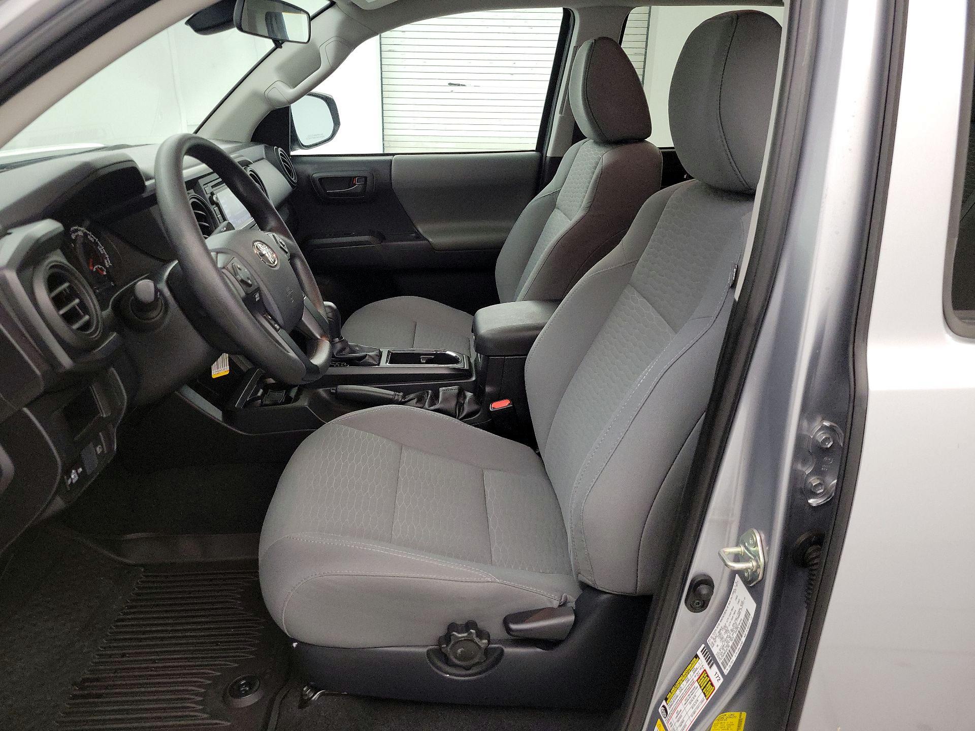 Thumbnail: 2019 Toyota Tacoma - 11