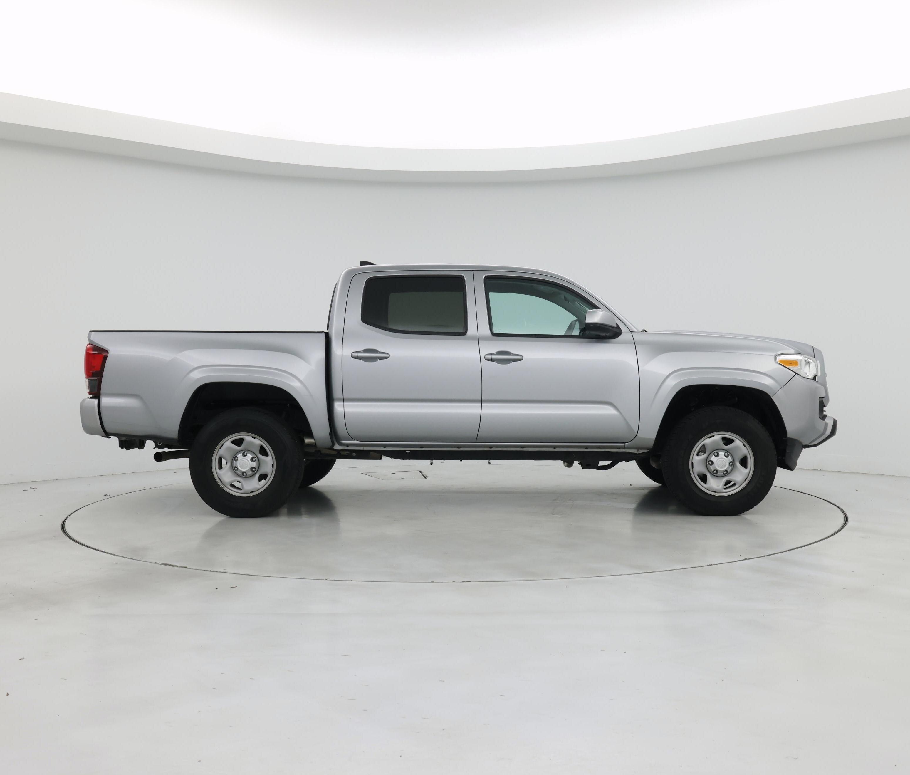 Thumbnail: 2019 Toyota Tacoma - 7