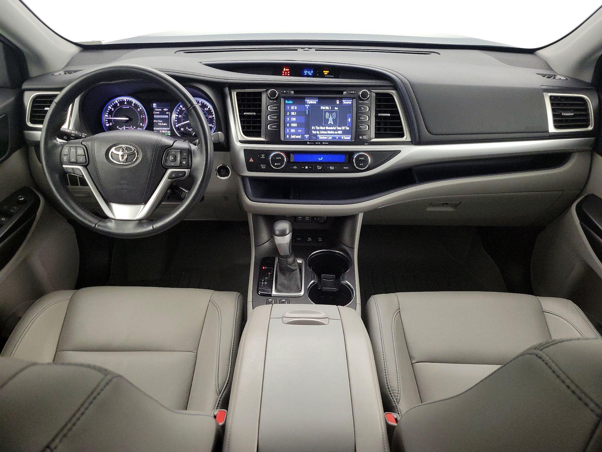 Thumbnail: 2018 Toyota Highlander - 9