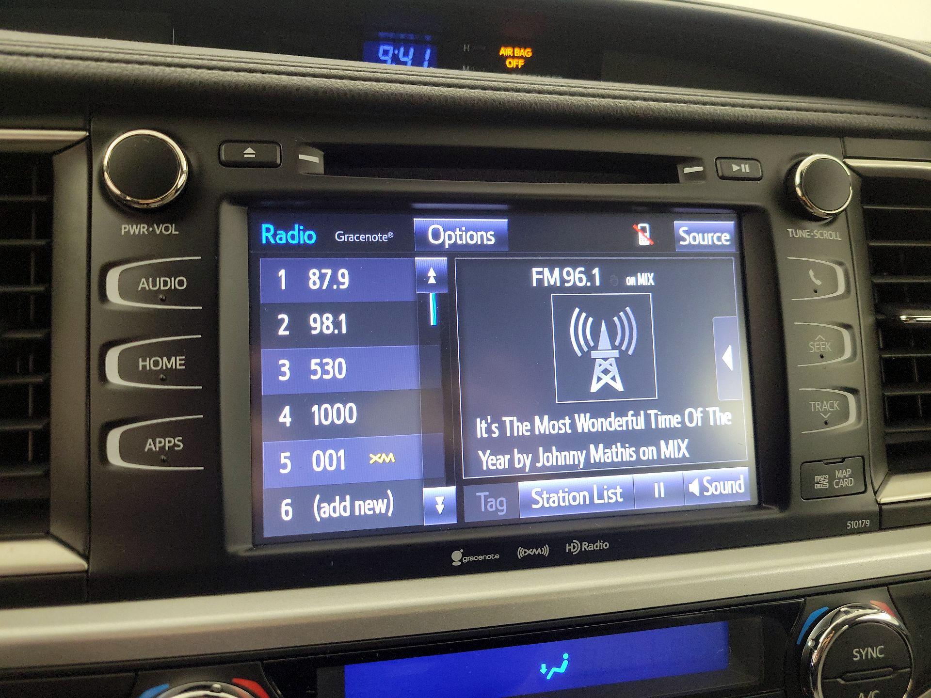 Thumbnail: 2018 Toyota Highlander - 15