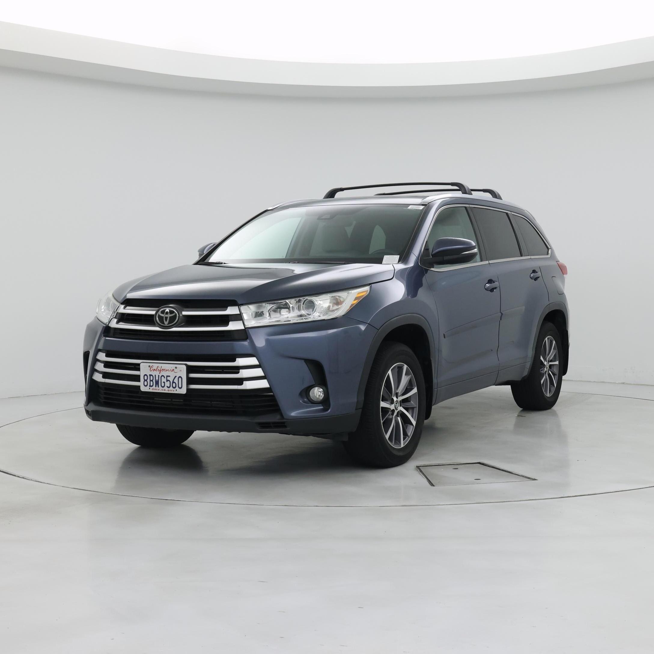 Thumbnail: 2018 Toyota Highlander - 4