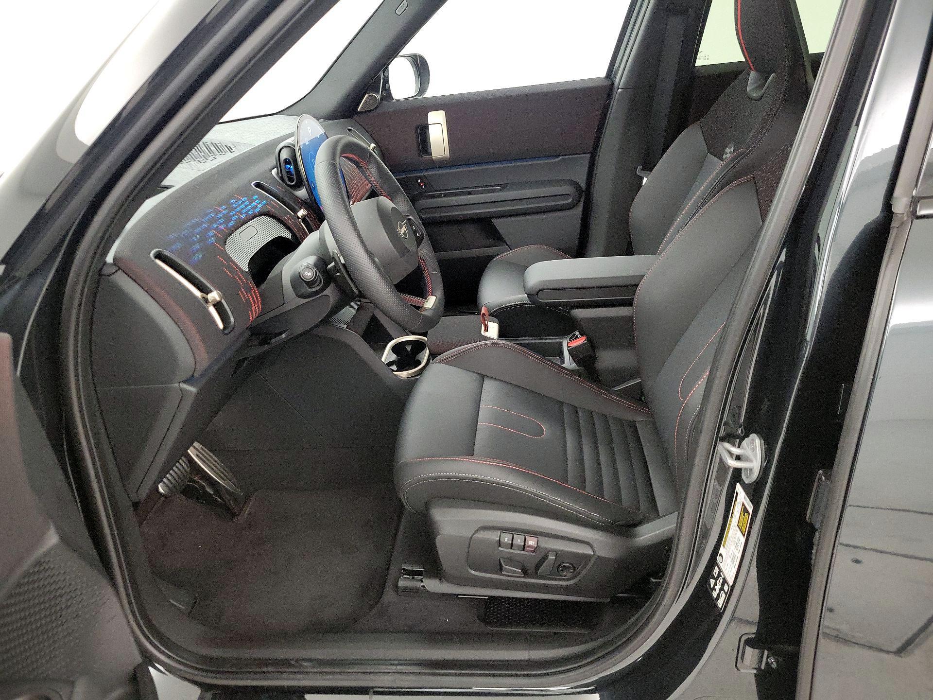 Thumbnail: 2025 MINI Cooper Countryman - 11