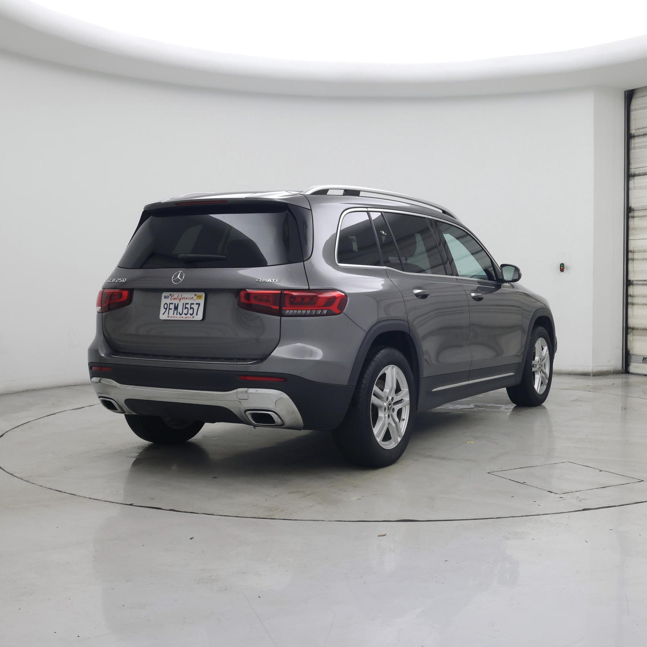 Thumbnail: 2020 Mercedes-Benz GLB - 8