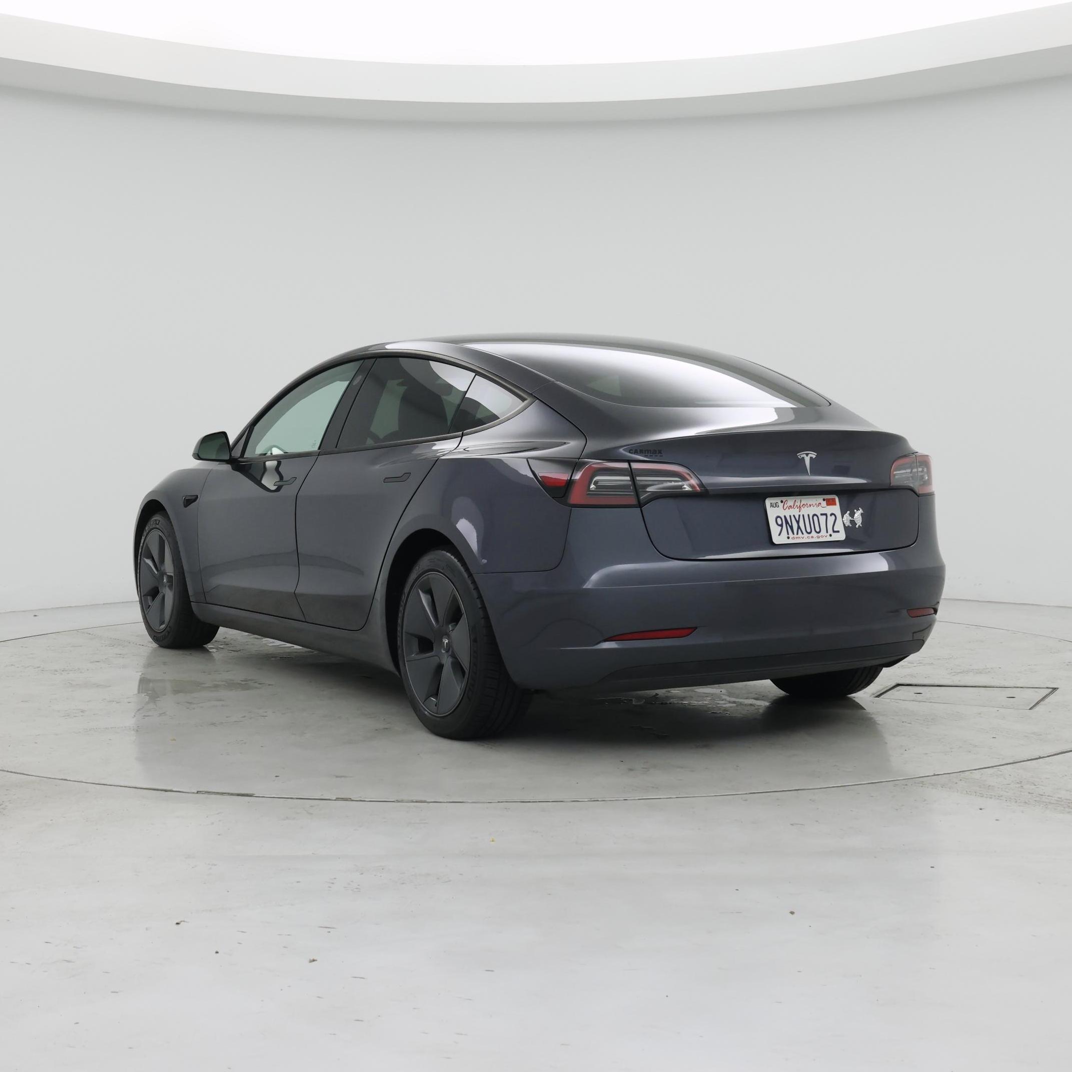 Thumbnail: 2023 Tesla Model 3 - 2