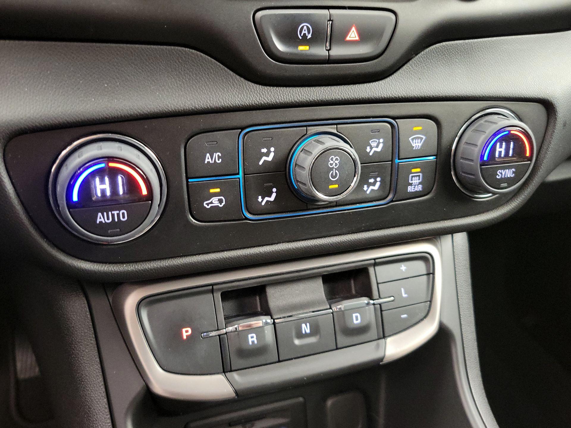 Thumbnail: 2023 GMC Terrain - 17