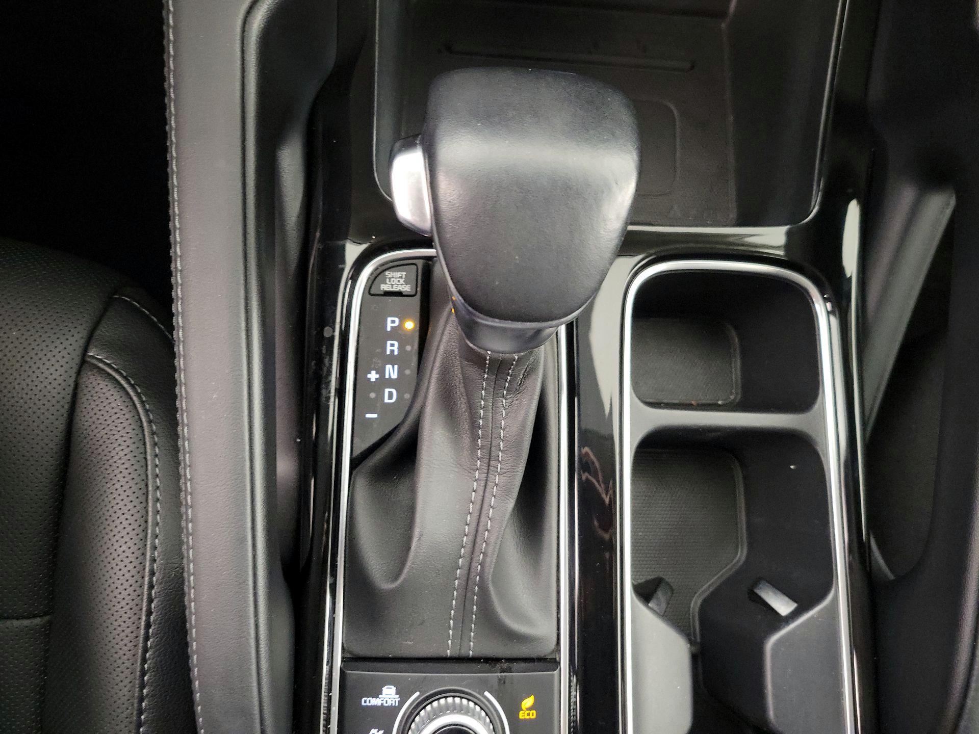 Thumbnail: 2021 Kia Telluride - 17