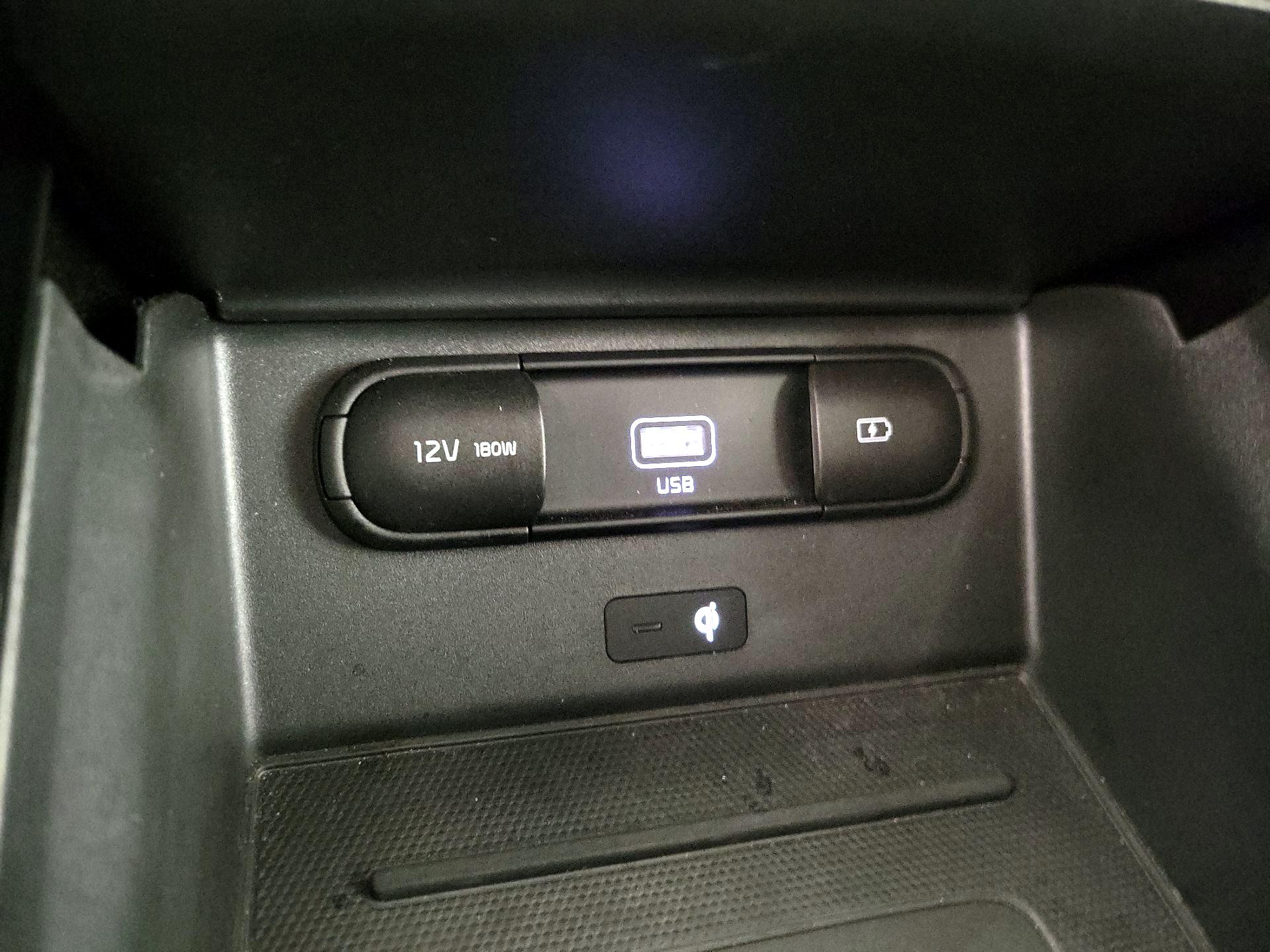 Thumbnail: 2021 Kia Telluride - 18