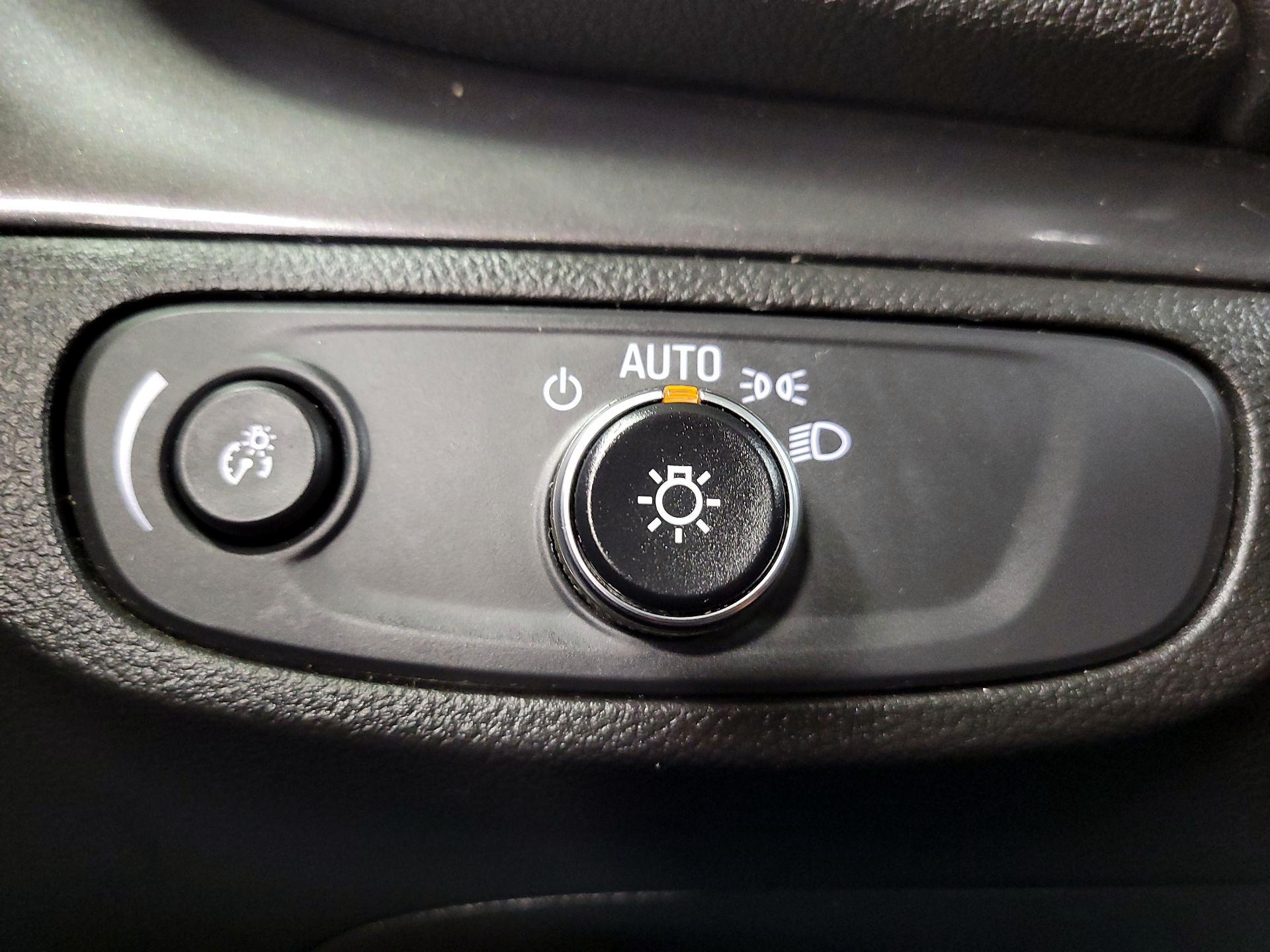 Thumbnail: 2020 Buick Encore - 13