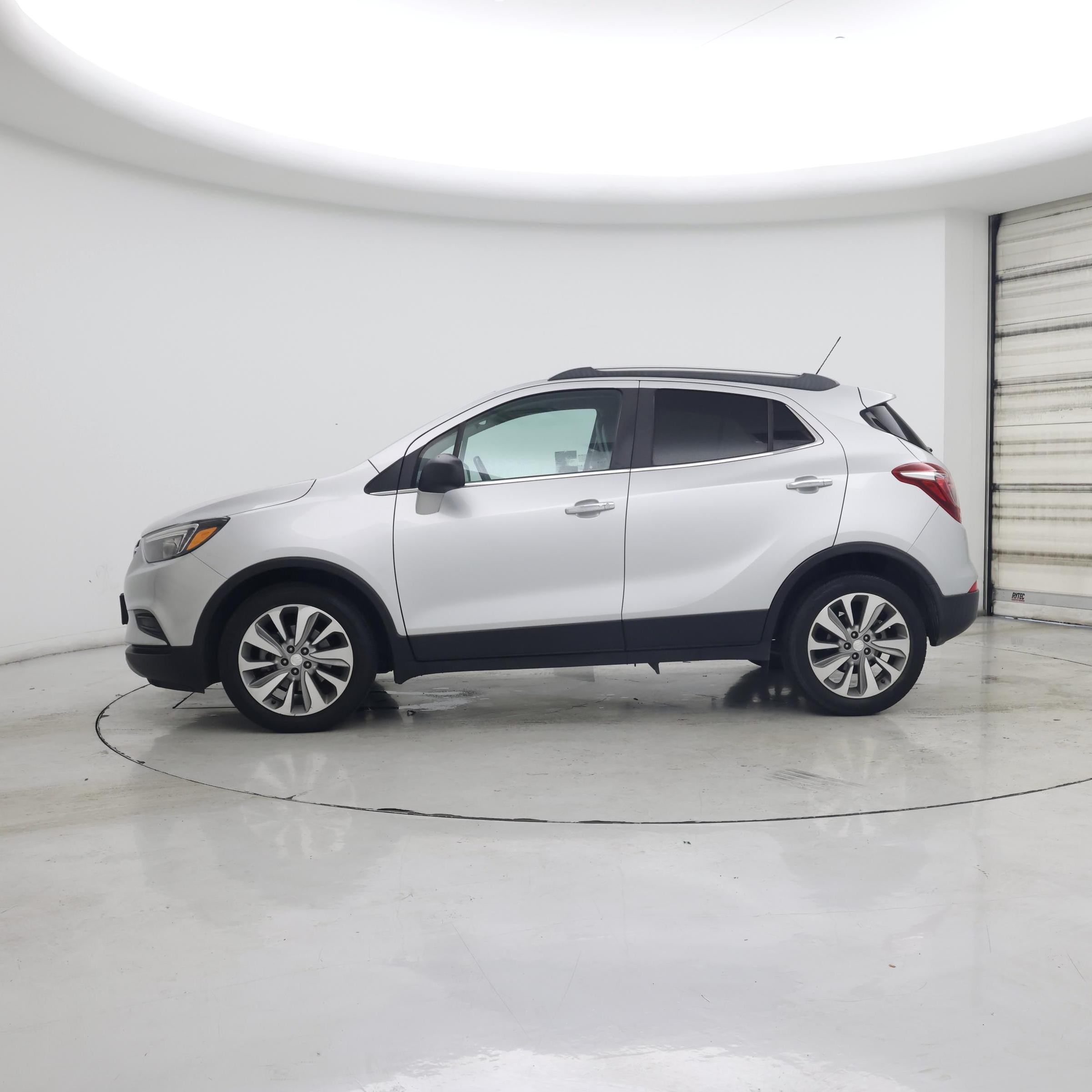 Thumbnail: 2020 Buick Encore - 3