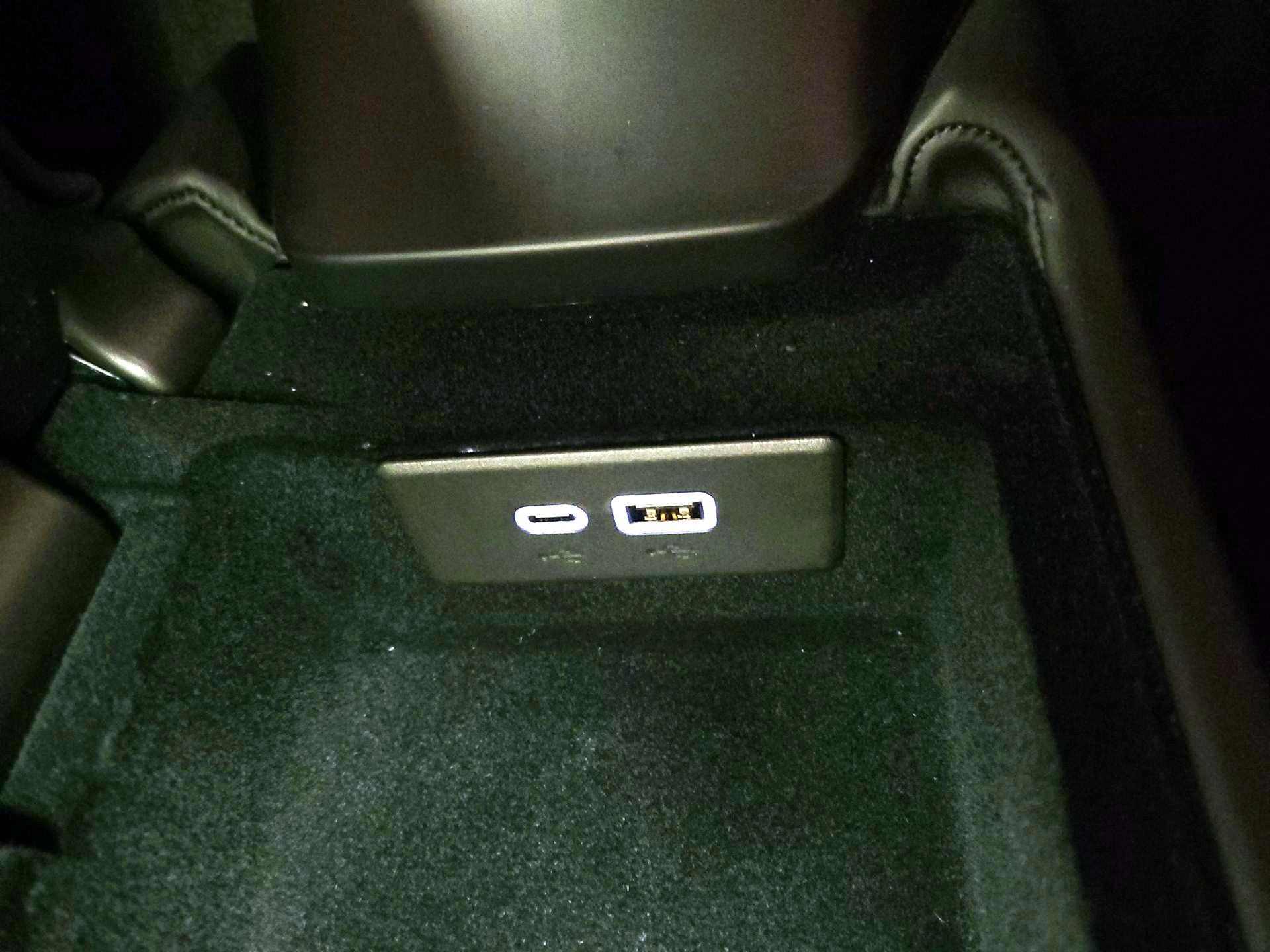 Thumbnail: 2025 Chevrolet Corvette - 18