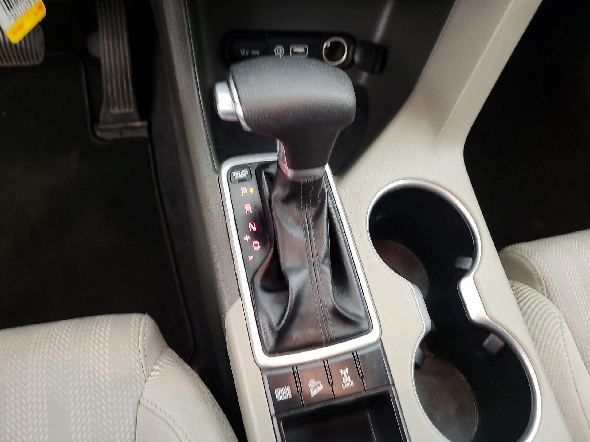 Thumbnail: 2019 Kia Sportage - 16