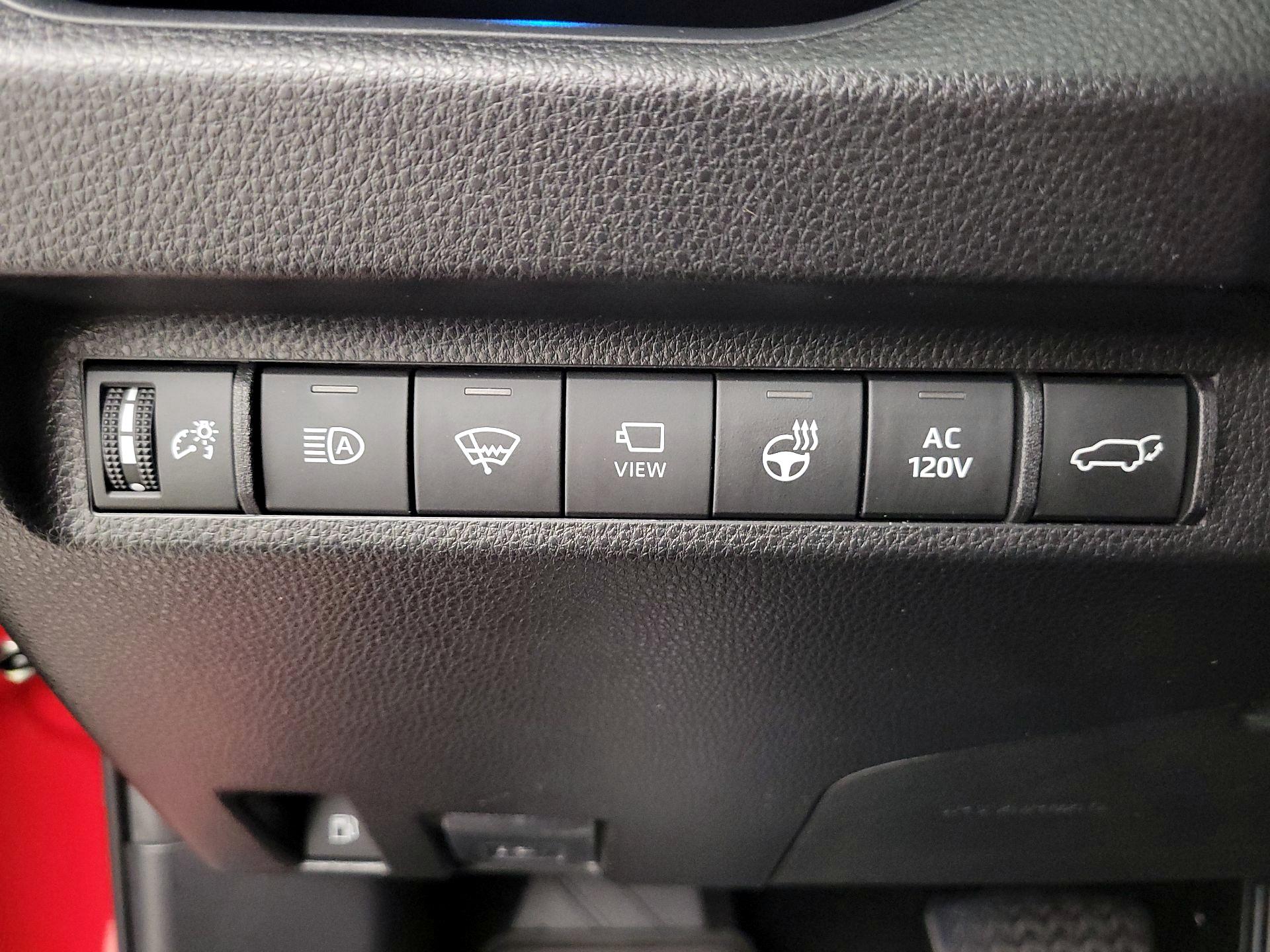 Thumbnail: 2021 Toyota RAV4 - 13