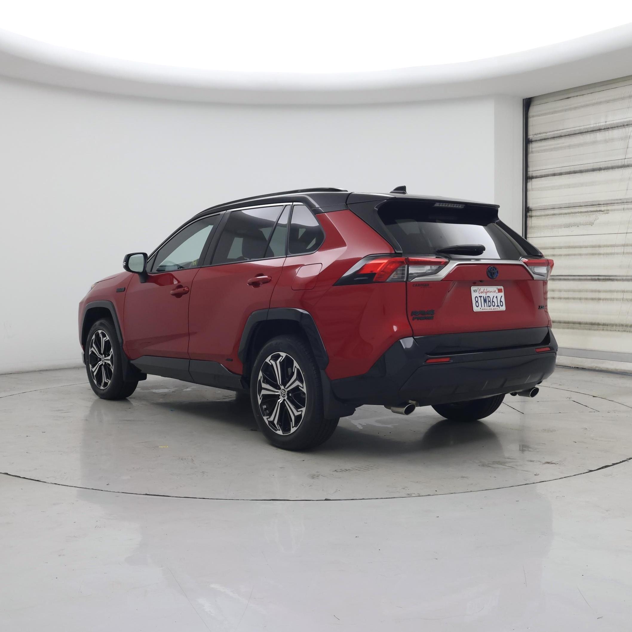 Thumbnail: 2021 Toyota RAV4 - 2