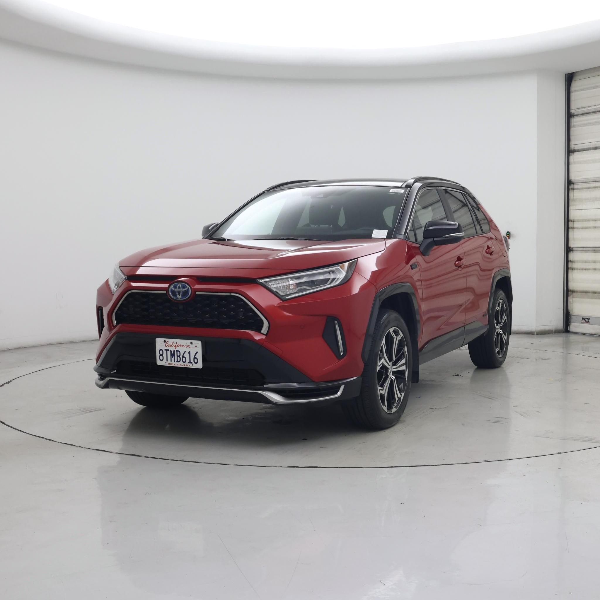 Thumbnail: 2021 Toyota RAV4 - 4