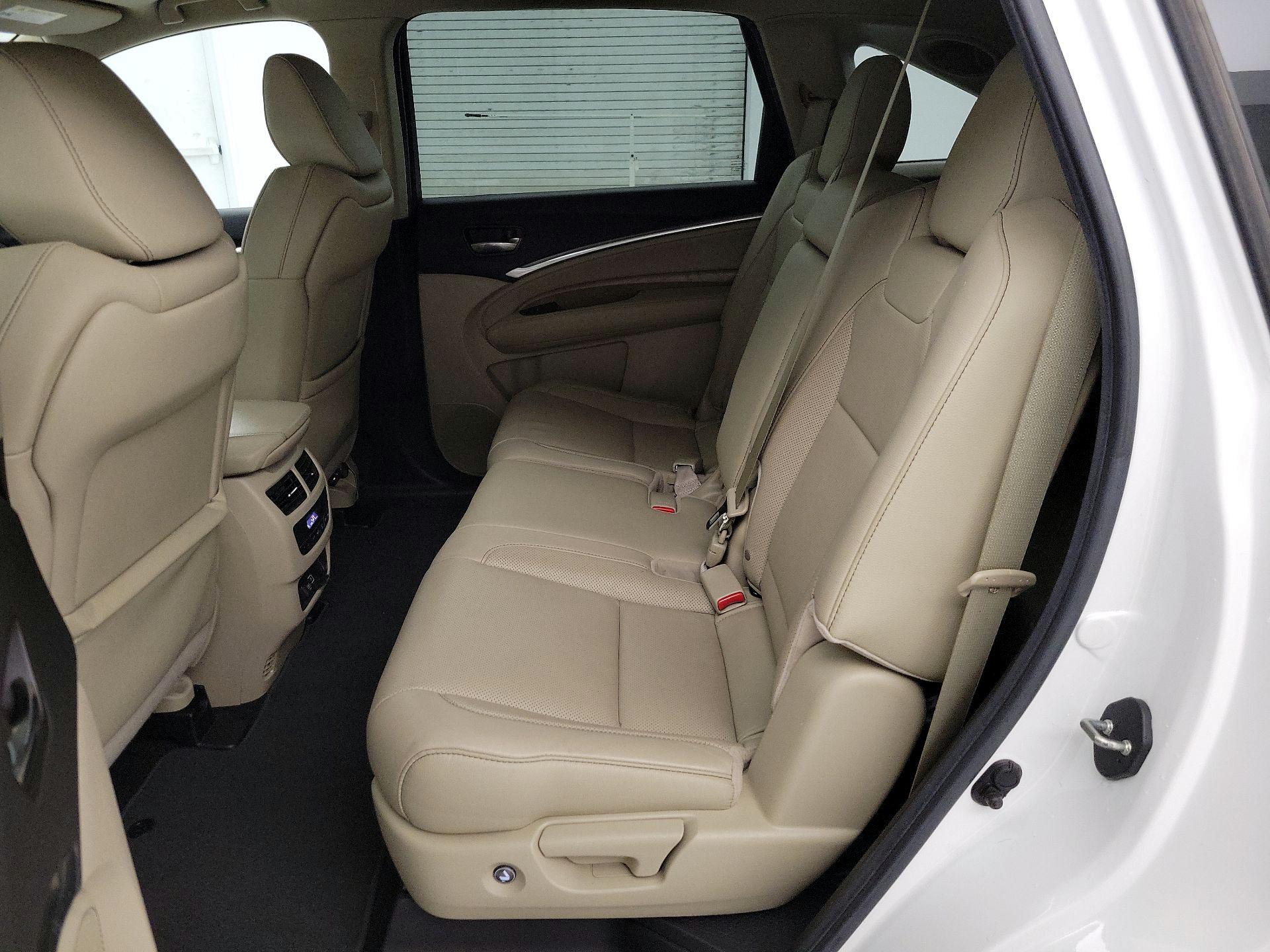 Thumbnail: 2019 Acura MDX - 19