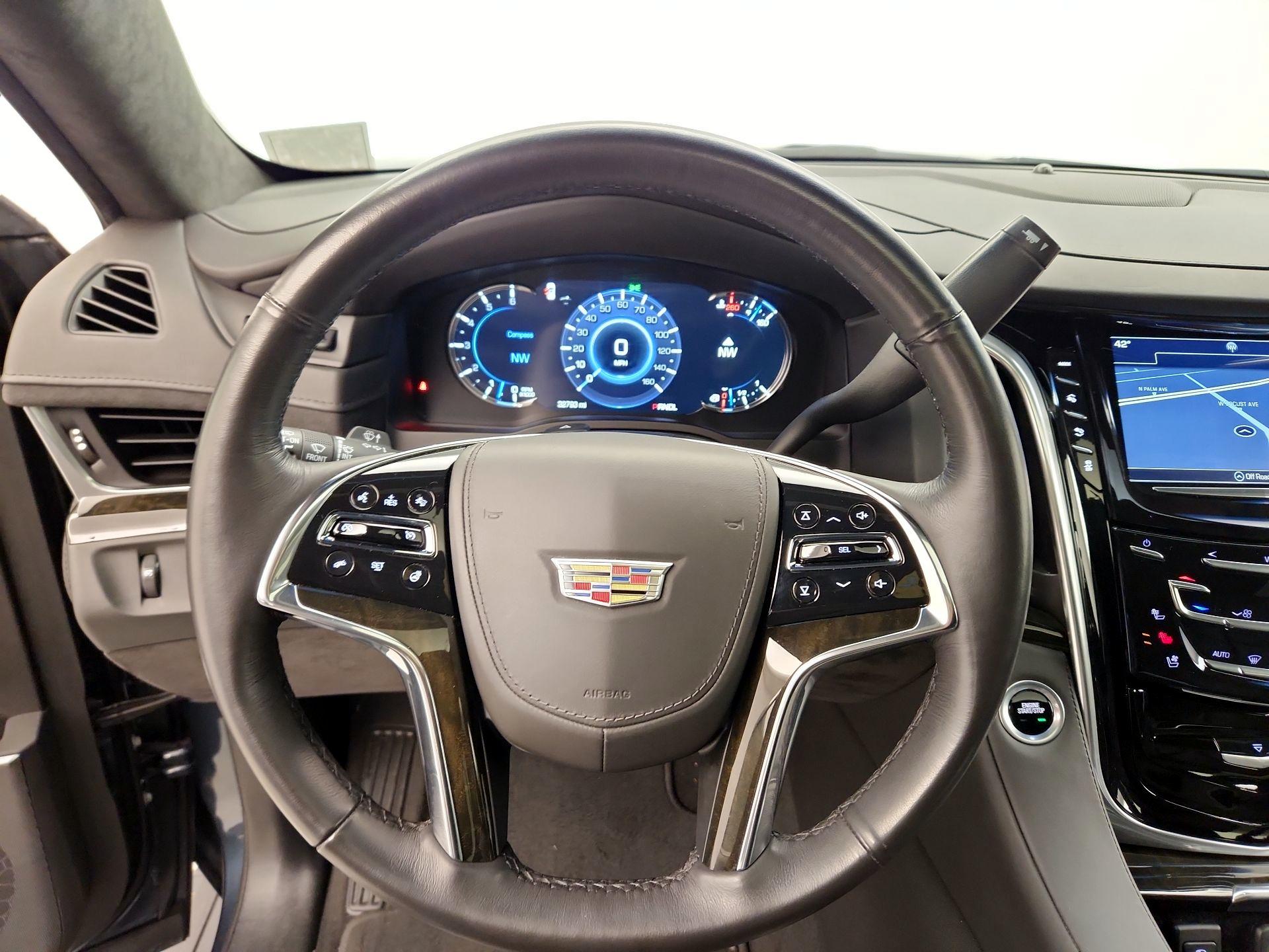 Thumbnail: 2019 Cadillac Escalade - 10