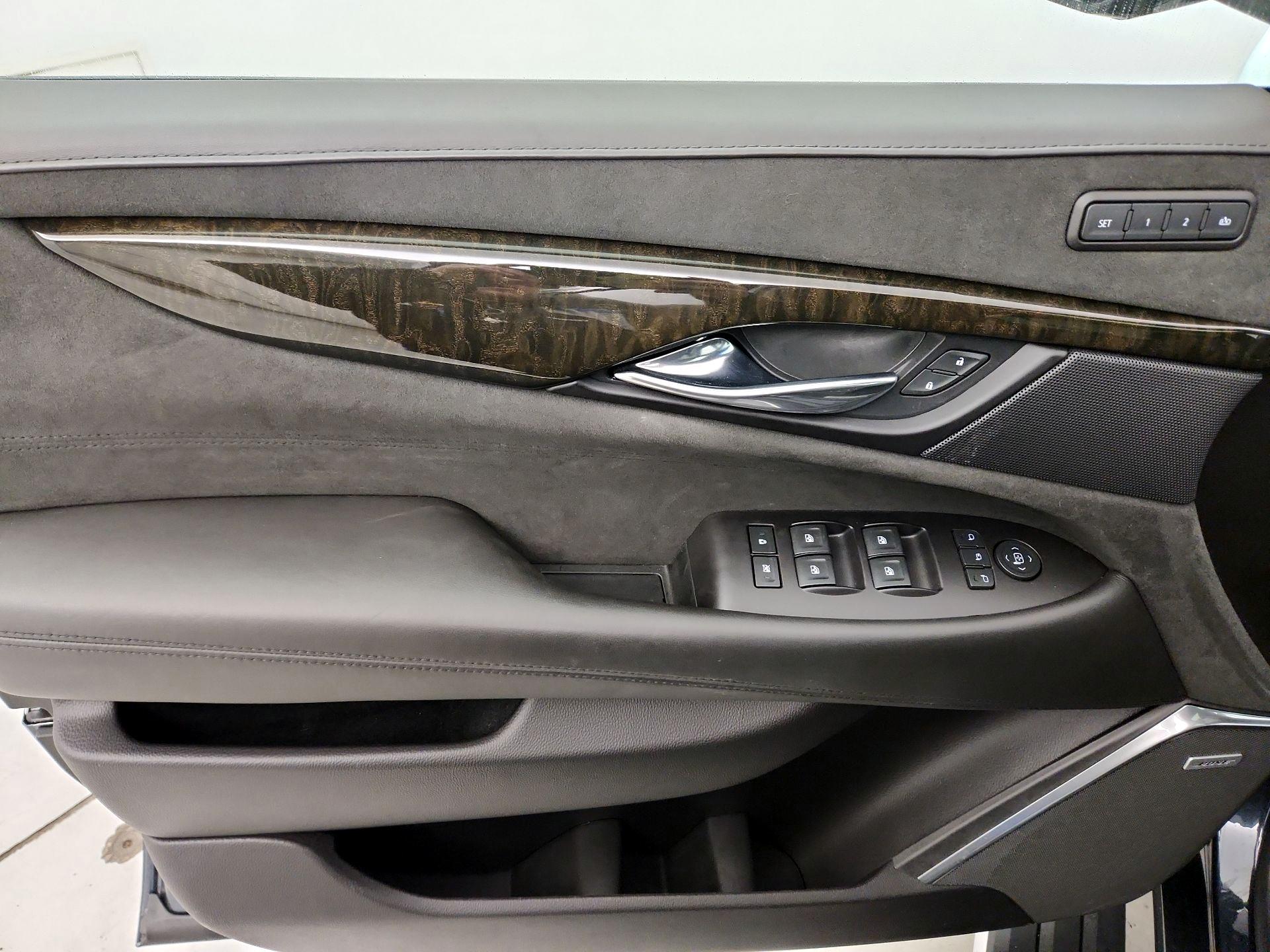 Thumbnail: 2019 Cadillac Escalade - 12