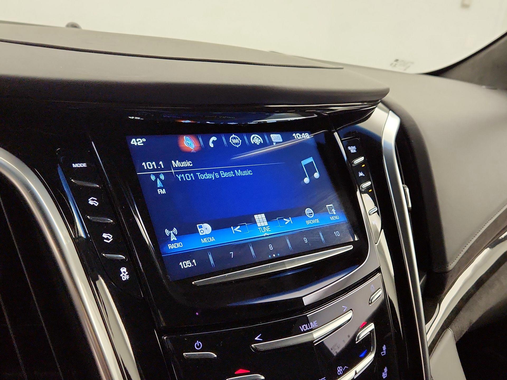 Thumbnail: 2019 Cadillac Escalade - 16