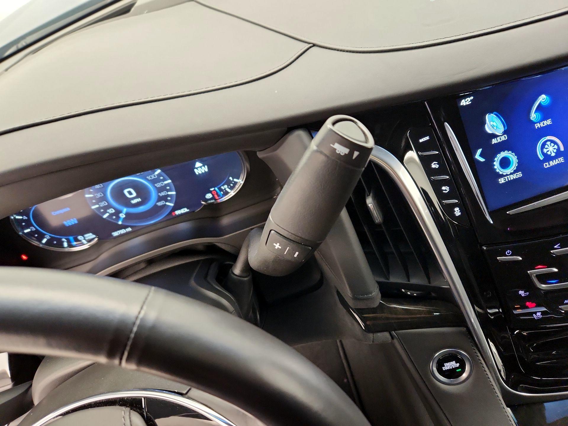 Thumbnail: 2019 Cadillac Escalade - 18