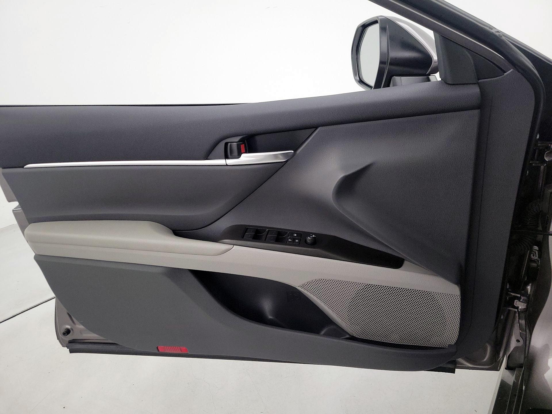 Thumbnail: 2024 Toyota Camry - 12