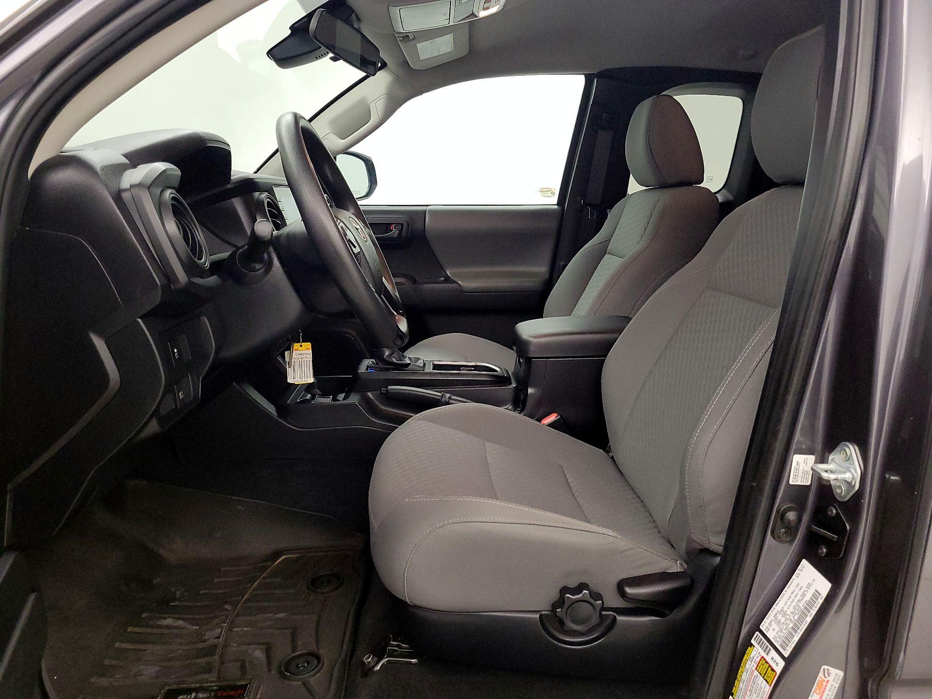 Thumbnail: 2022 Toyota Tacoma - 11