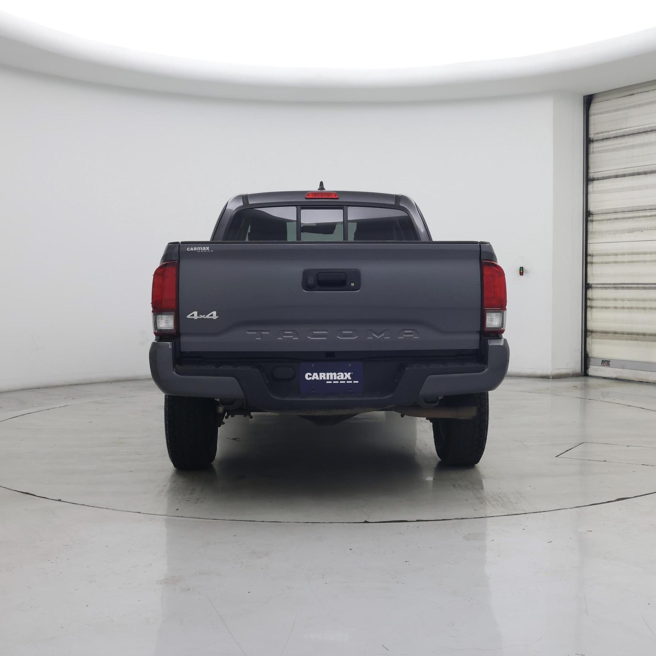 Thumbnail: 2022 Toyota Tacoma - 6