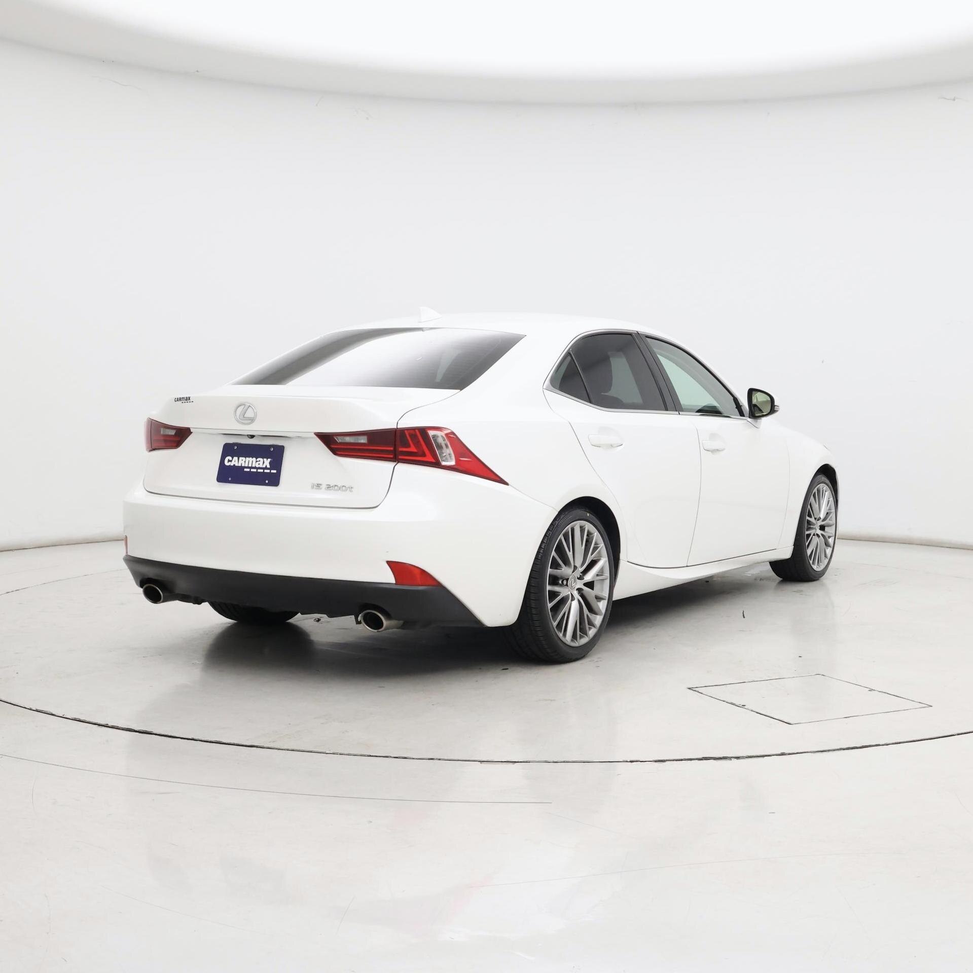 Thumbnail: 2016 Lexus IS - 8