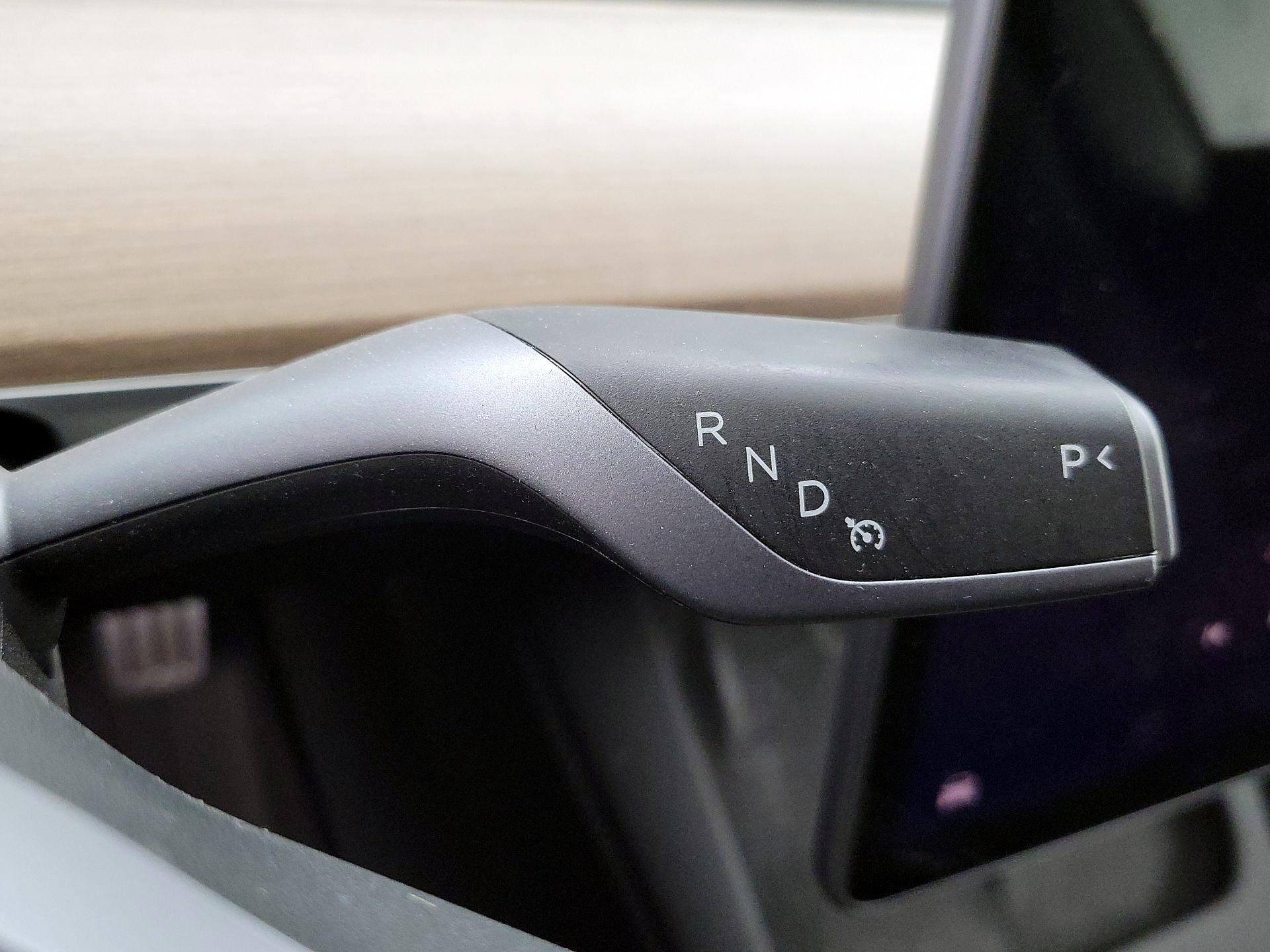 Thumbnail: 2023 Tesla Model 3 - 16